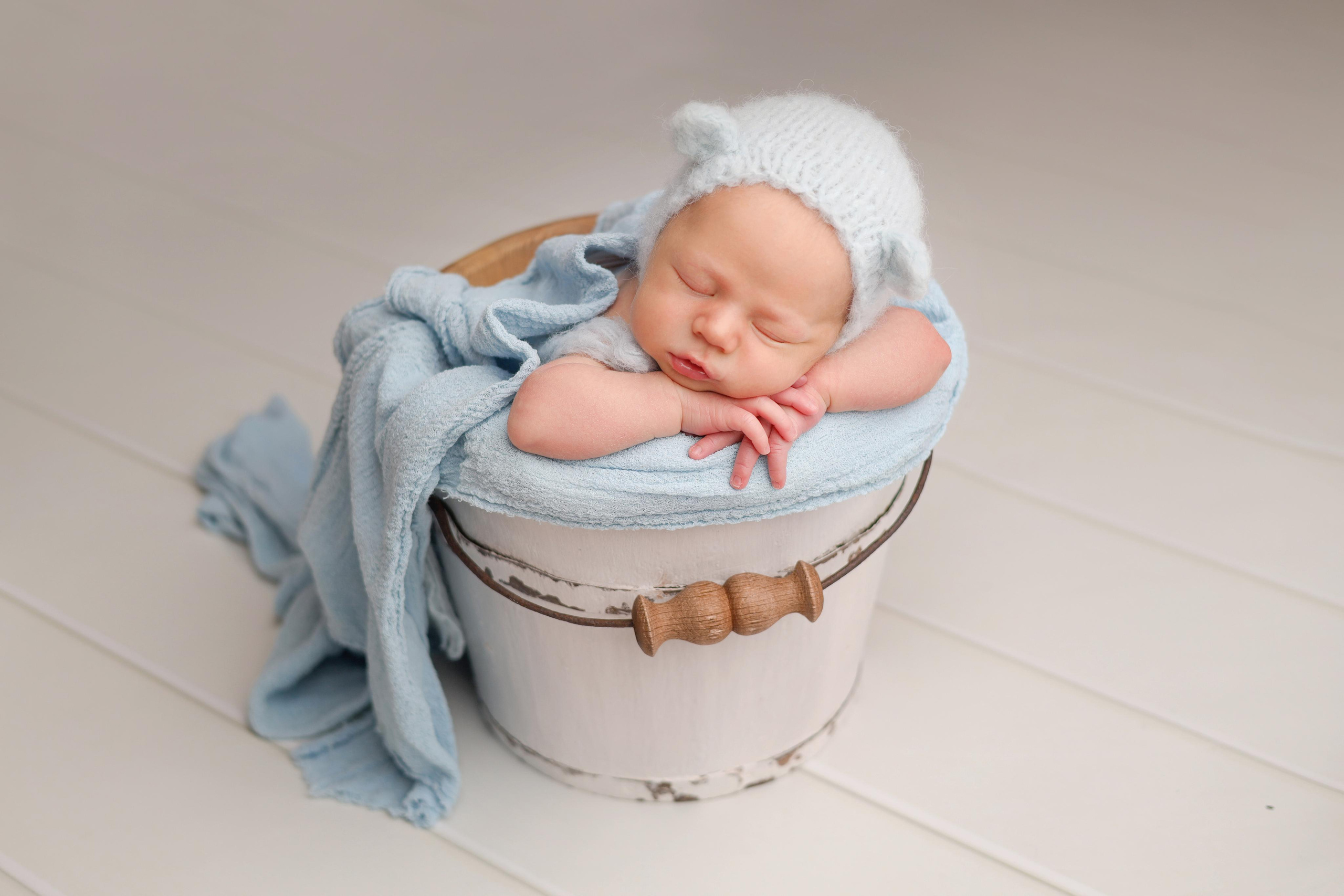 Ньюборн съемка Егора. Фотограф новорожденных Москва. Ньюборн фотограф Москва