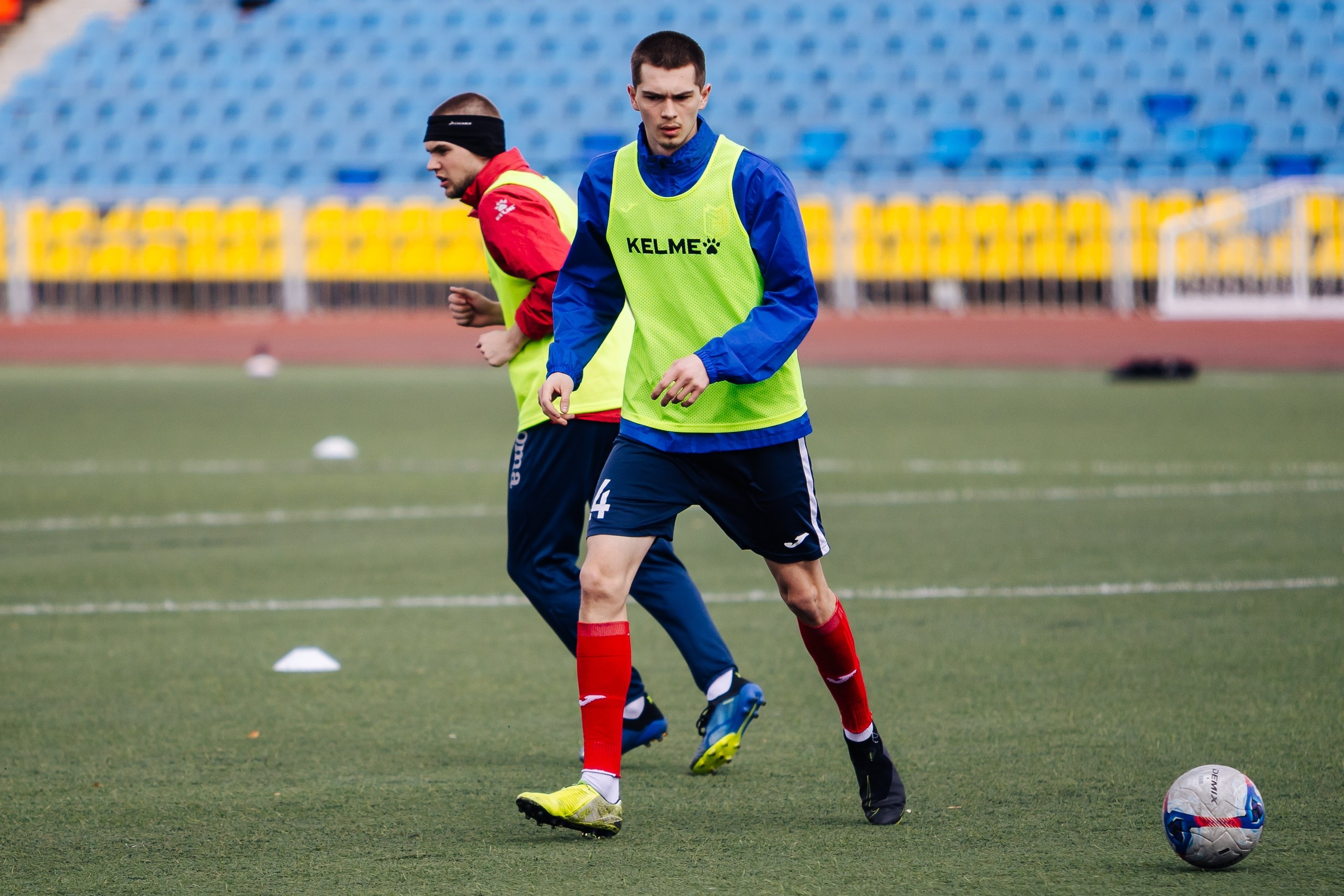 ФК «Металлург-Магнитогорск» vs ФК «ОСШ-Челябинск-М» // 05.04.25. Денис Прохоров Фотограф в г. Магнитогорск