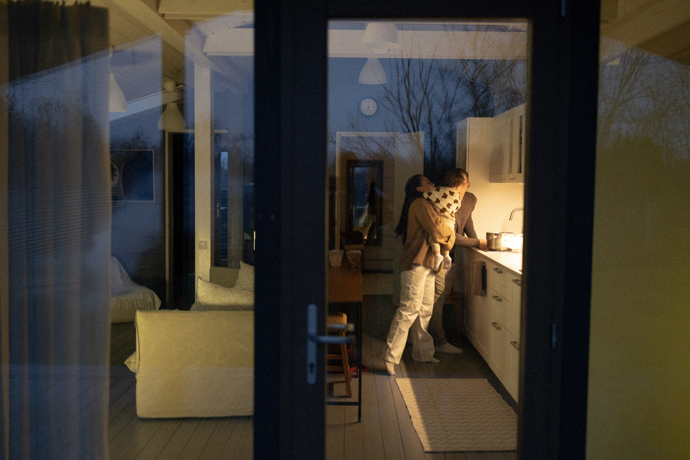 Ушел или пришел. Фотограф Daria Wilner