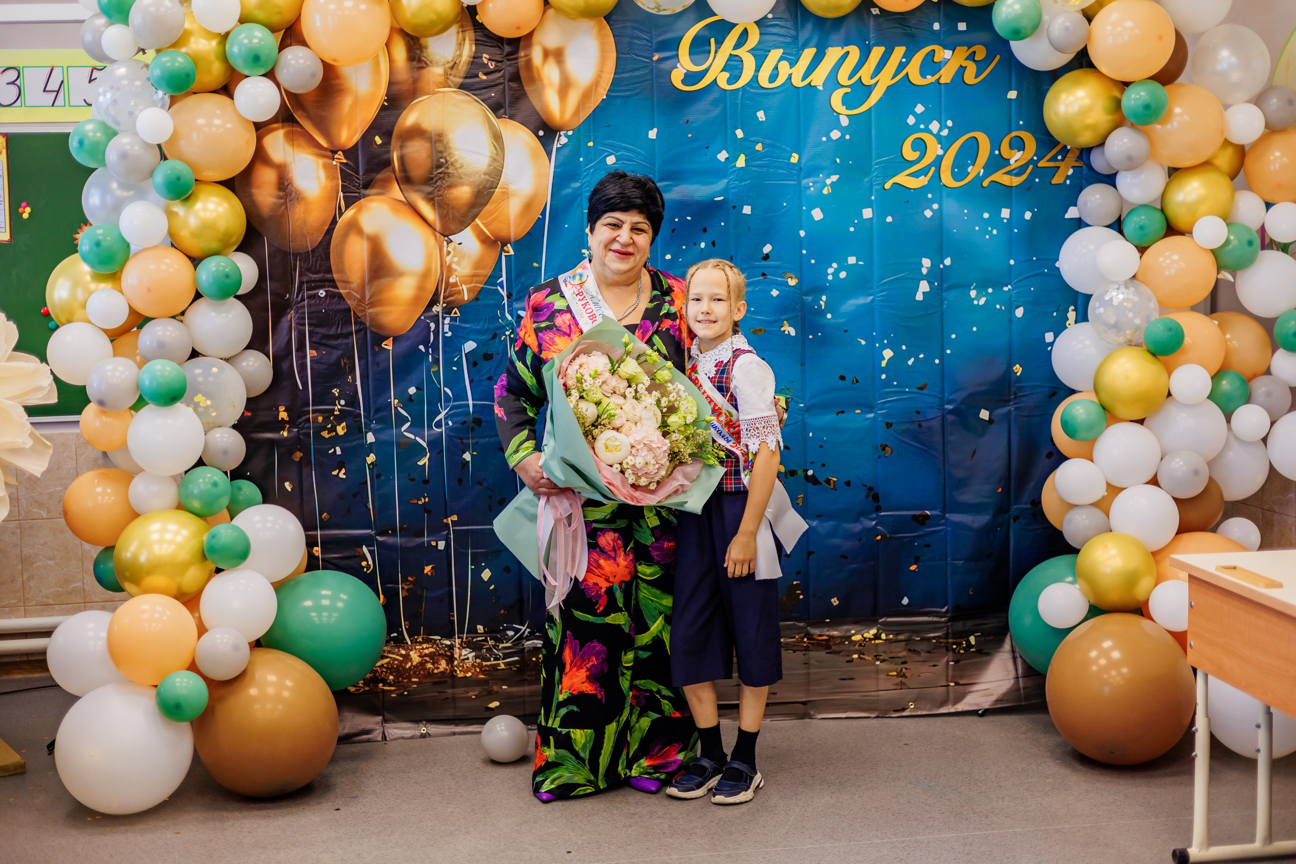 Выпуск 4а 25школа'24 год. Свадебный и семейный фотограф в Армавире