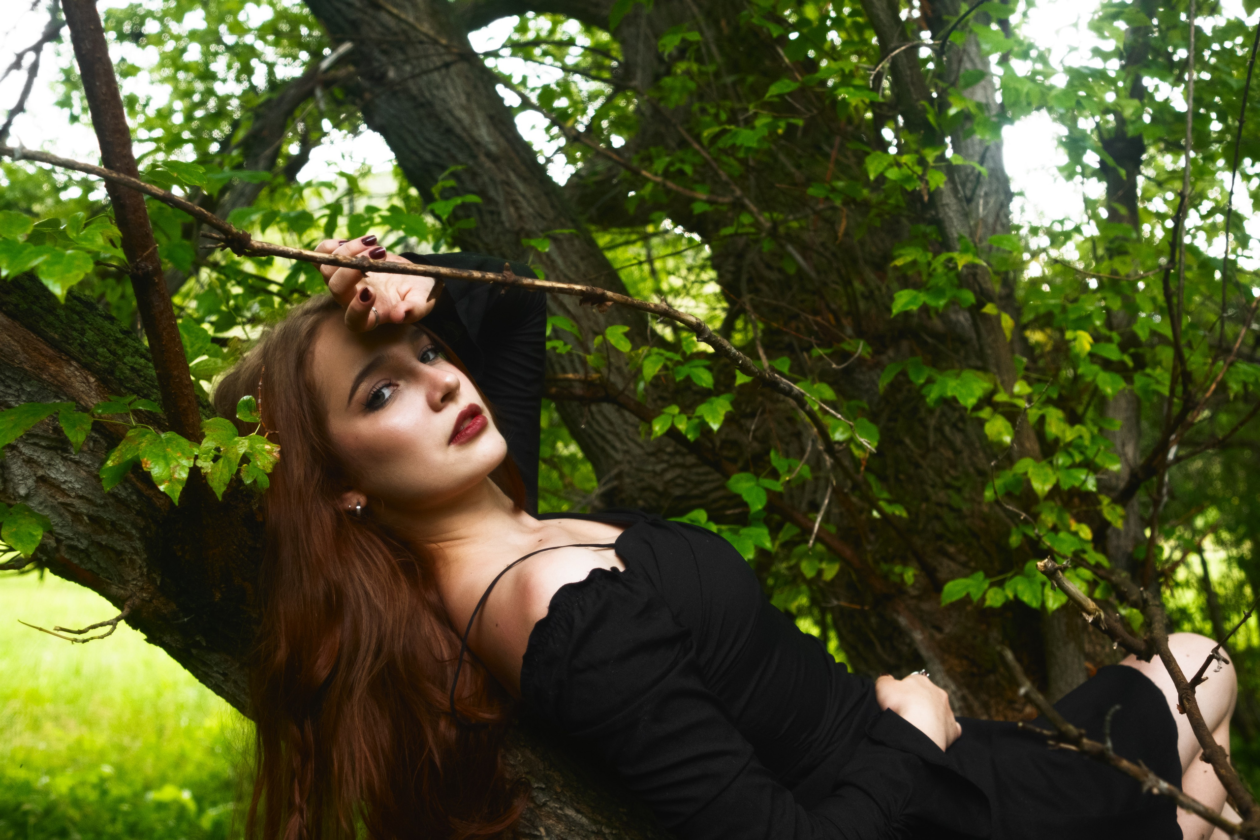 Зеркало и Настя. Фотограф Коробова Екатерина