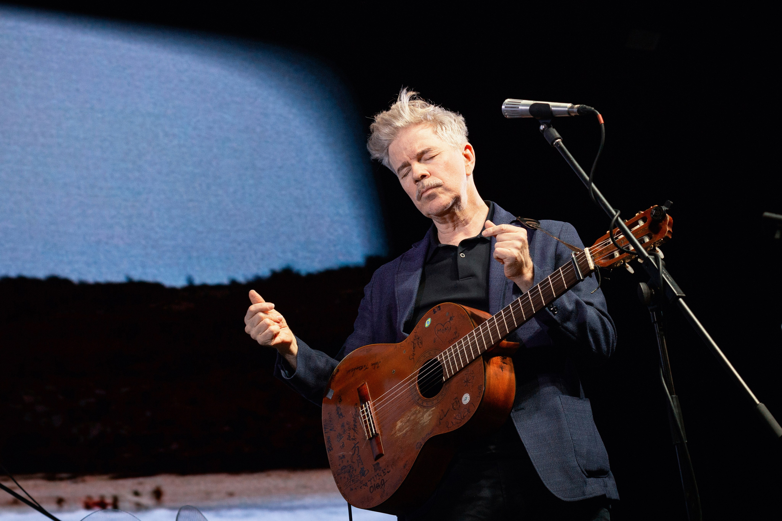 концертный фотограф в Санкт-Петербурге, фоторепортаж с концерта группы Brazzaville в клубе Аврора (Aurora Concert Hall) март 2026