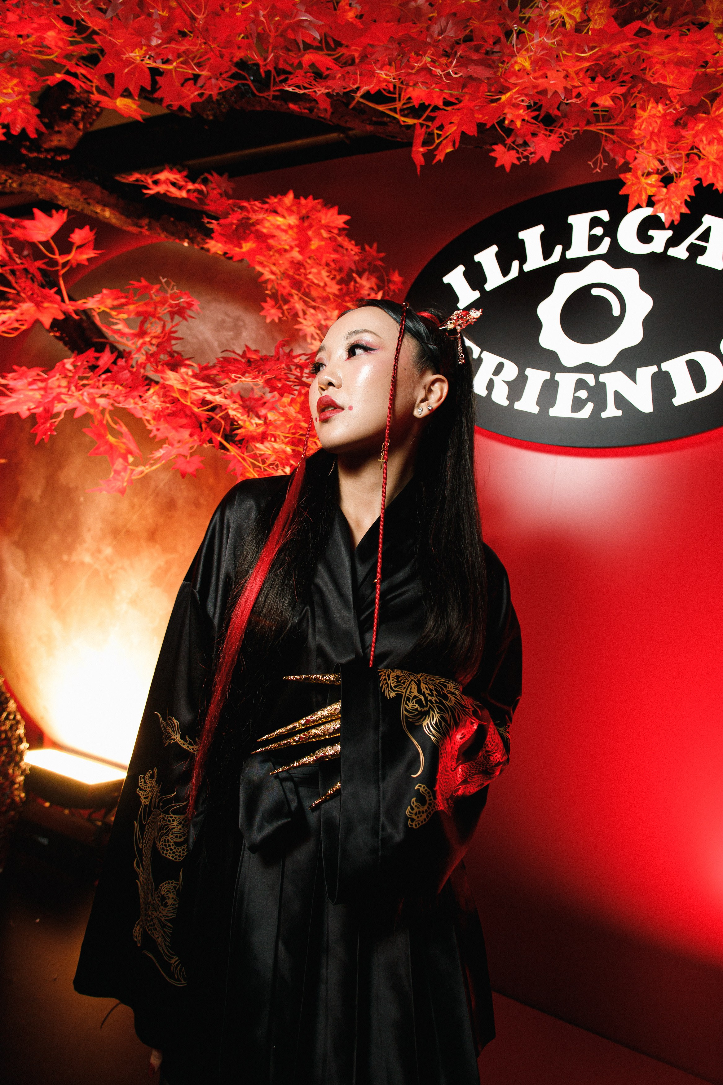 ILLEGAL FRIENDS | ASIA. СВОИ. ФОТООТЧЕТЫ-СОБЫТИЯ-МЕСТА