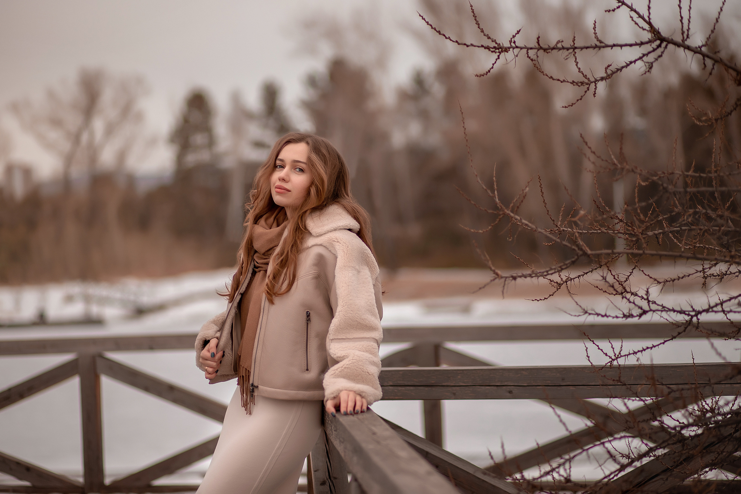 Теплая зима — фотопрогулка с Региной. Детский и семейный фотограф в Красноярске Юлия Бирюкова