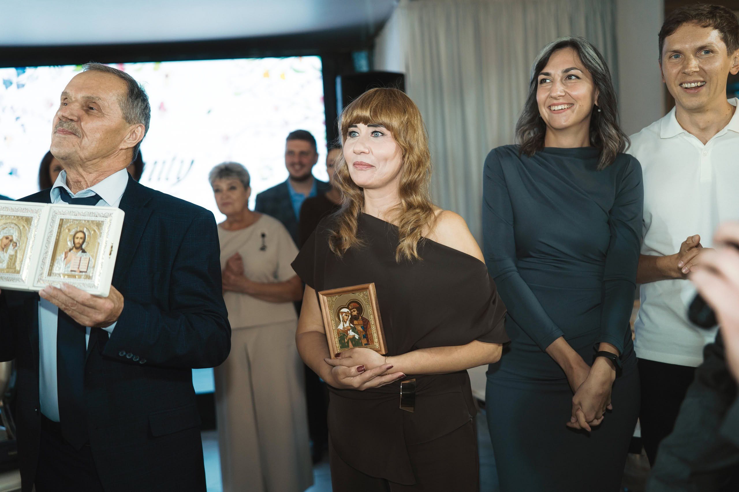 Василий и Марина — свадебный день в Петербурге. Свадебный фотограф Дмитрий Родионов — Санкт-Петербург и Ленинградская область