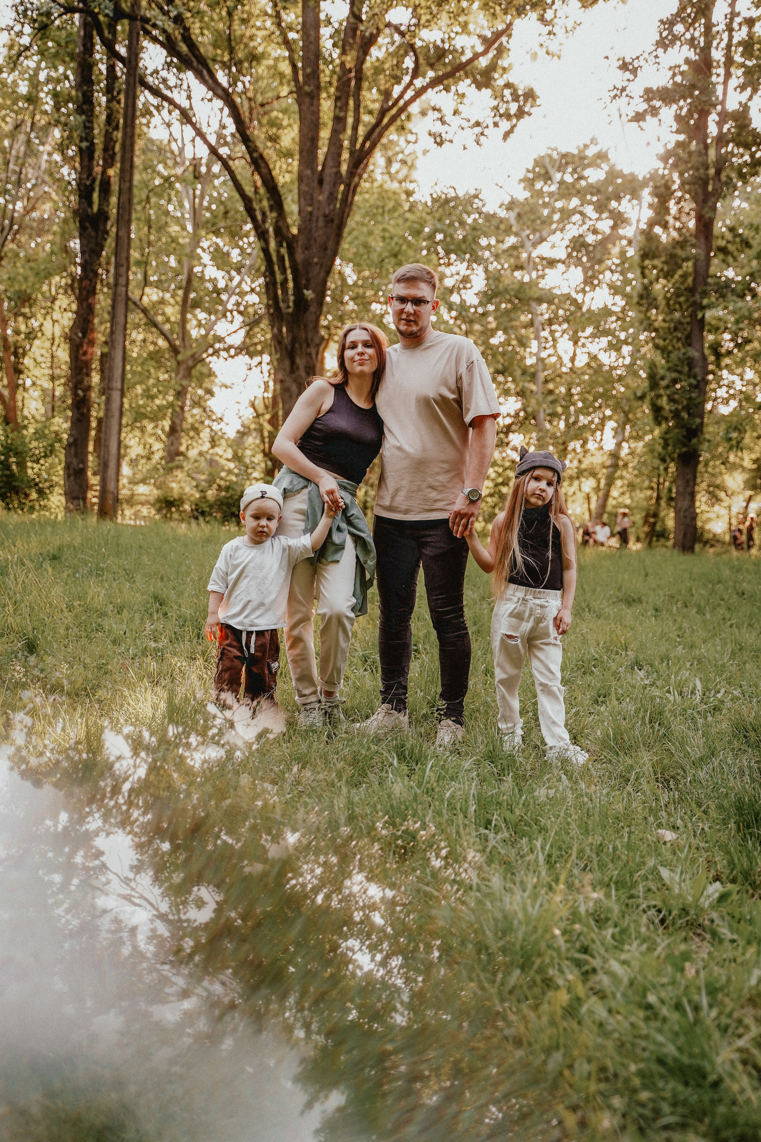 Семейная фотосессия со скейтом и самокатом. Семейный и женский фотограф в Краснодаре Анастасия Приймак