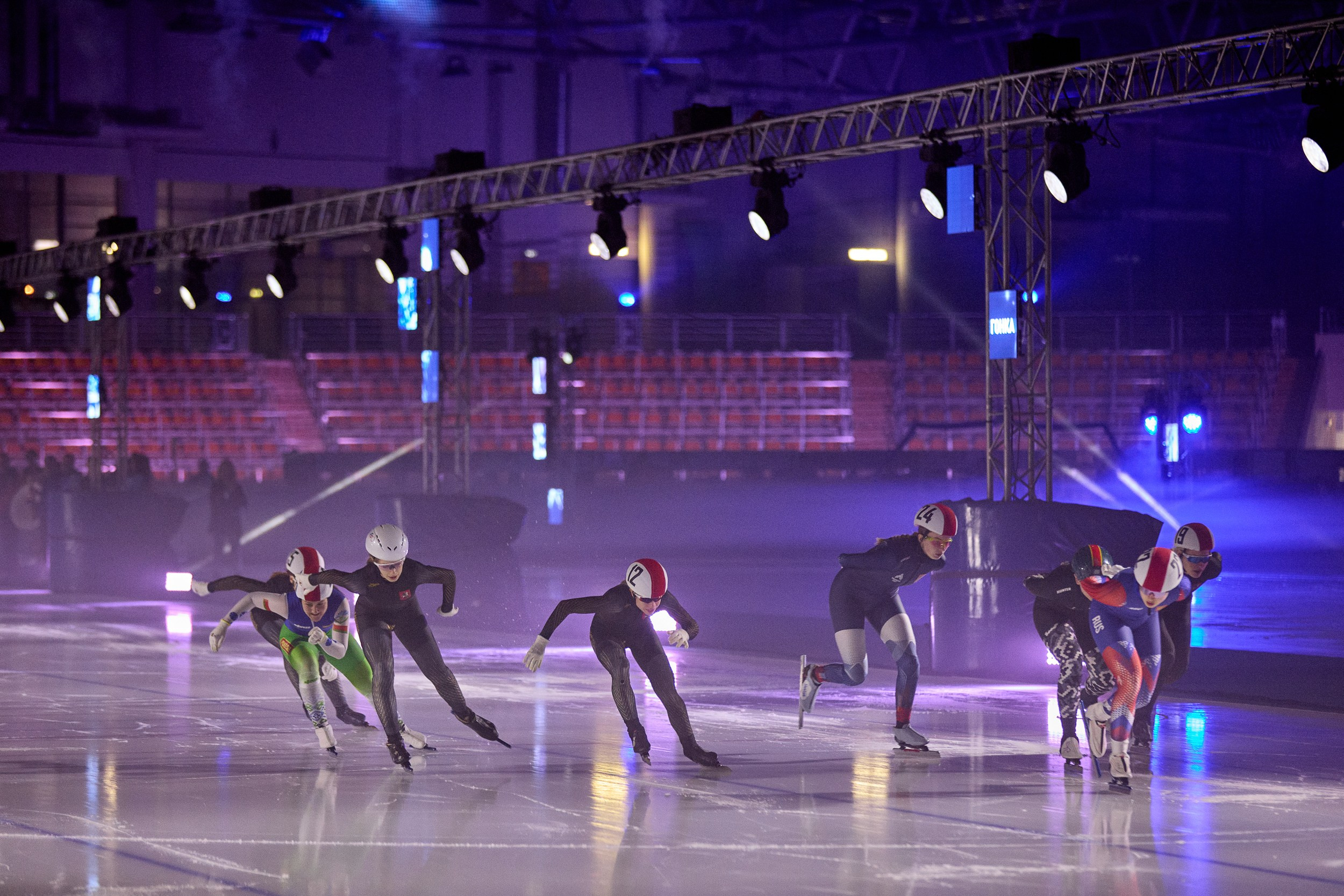 Фотосъемка Гала-шоу «Кристалл» 4.04.2026. Режиссёр, клипмейкер, фотограф — Андрей Охота