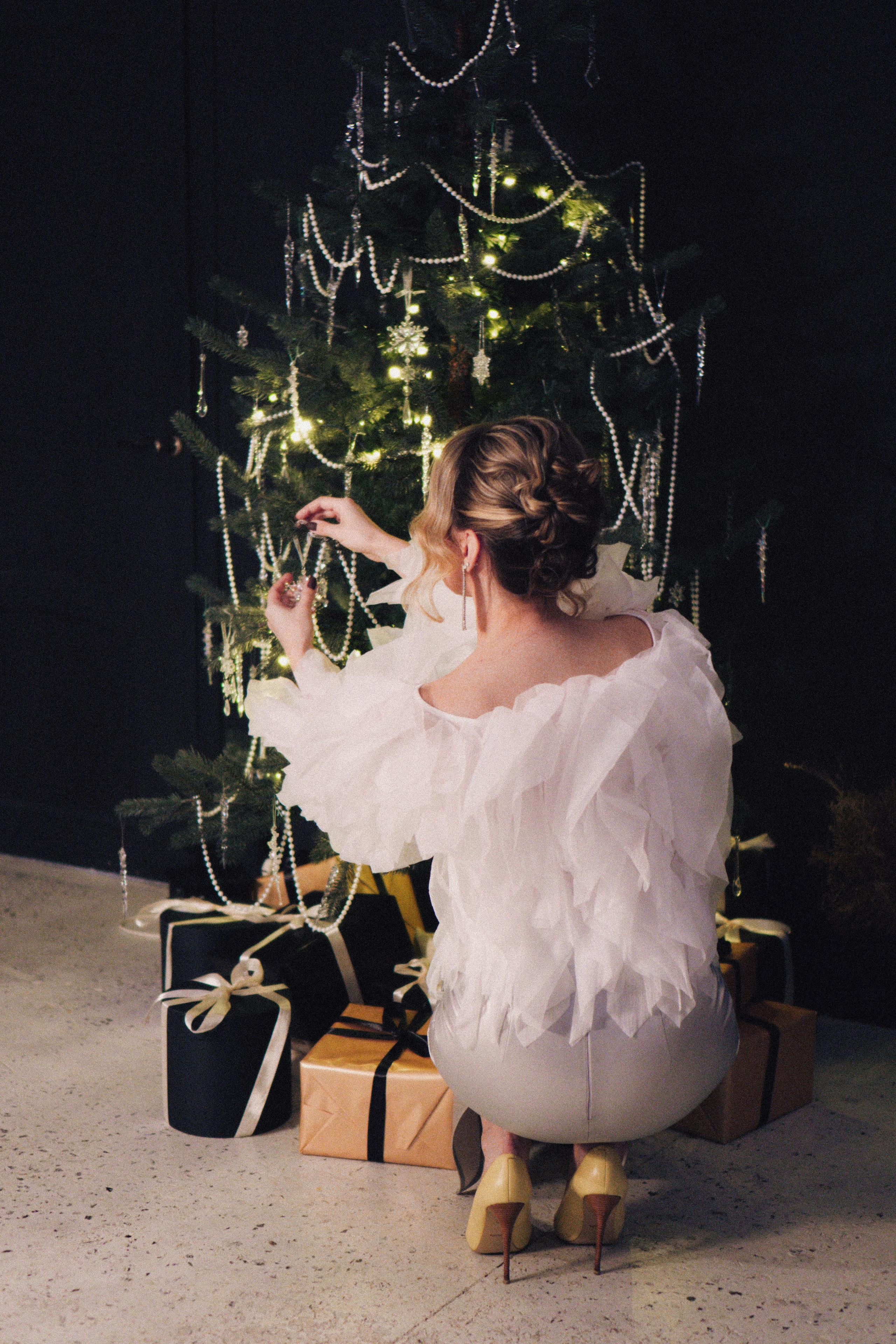 НОВОГОДНЯЯ ФОТОСЕСИИЯ В СТУДИИ ДЛЯ ДЕВУШКИ И ПРОГУЛКА ПО ЧЕРНЫШЕВСКОЙ. Профессиональный фотограф, Санкт-Петербург — Виктория Богомолова