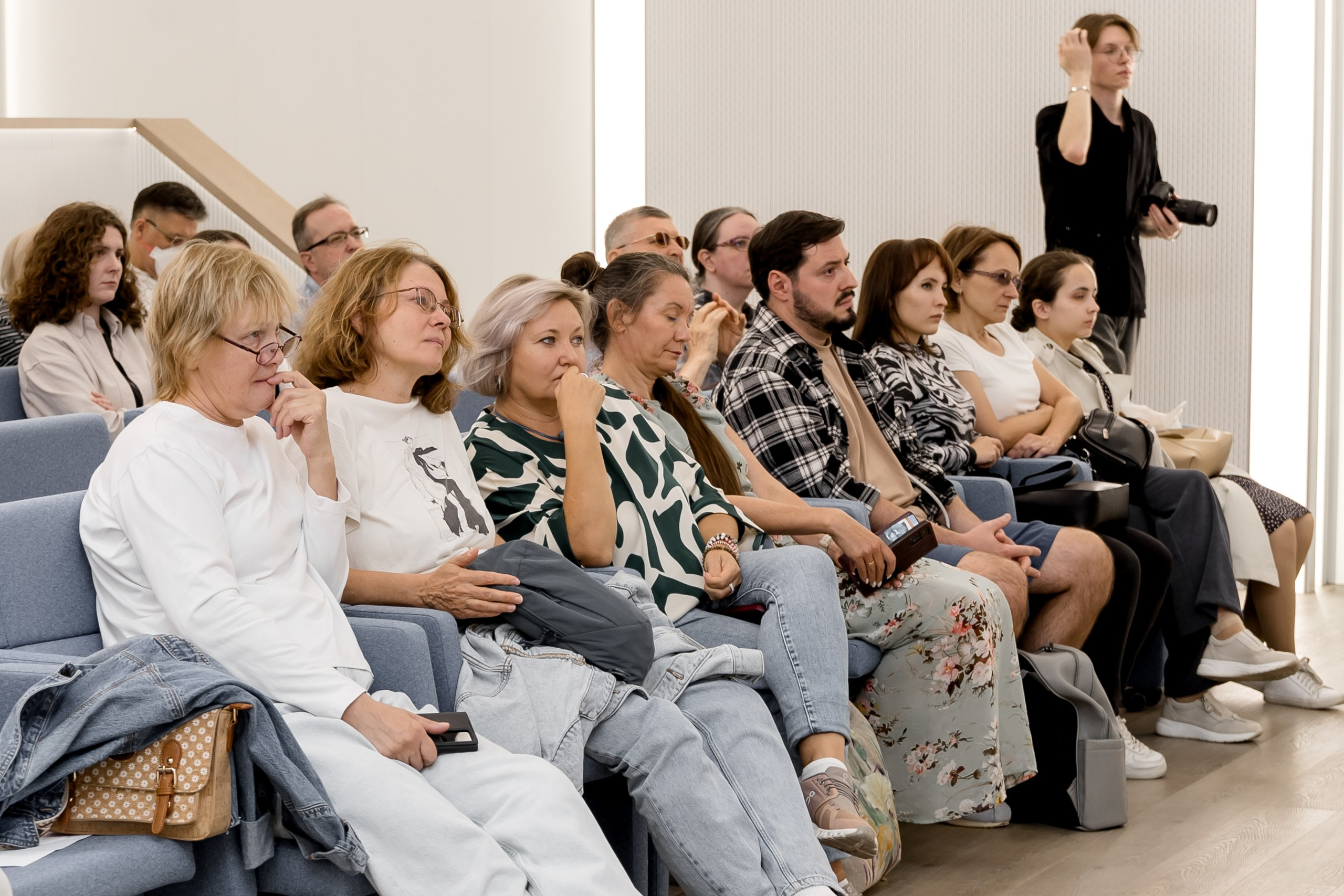 Презентация книги " В глубинах разума и веры. Гении науки о Боге». Свадебный/Портретный фотограф снимаю в Москве