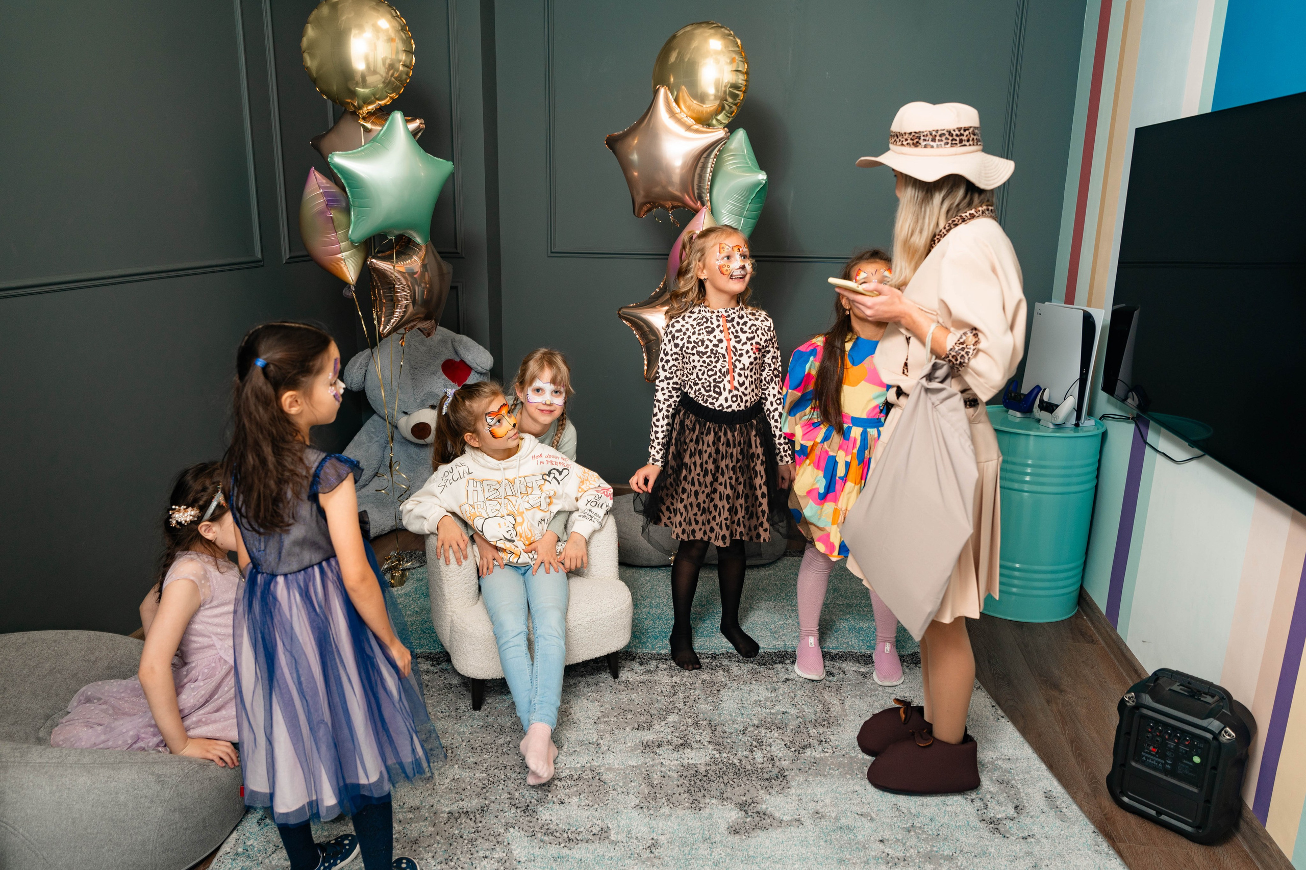 День Рождения Лауры в TiDi-клуб. Фотограф Никита Комаров