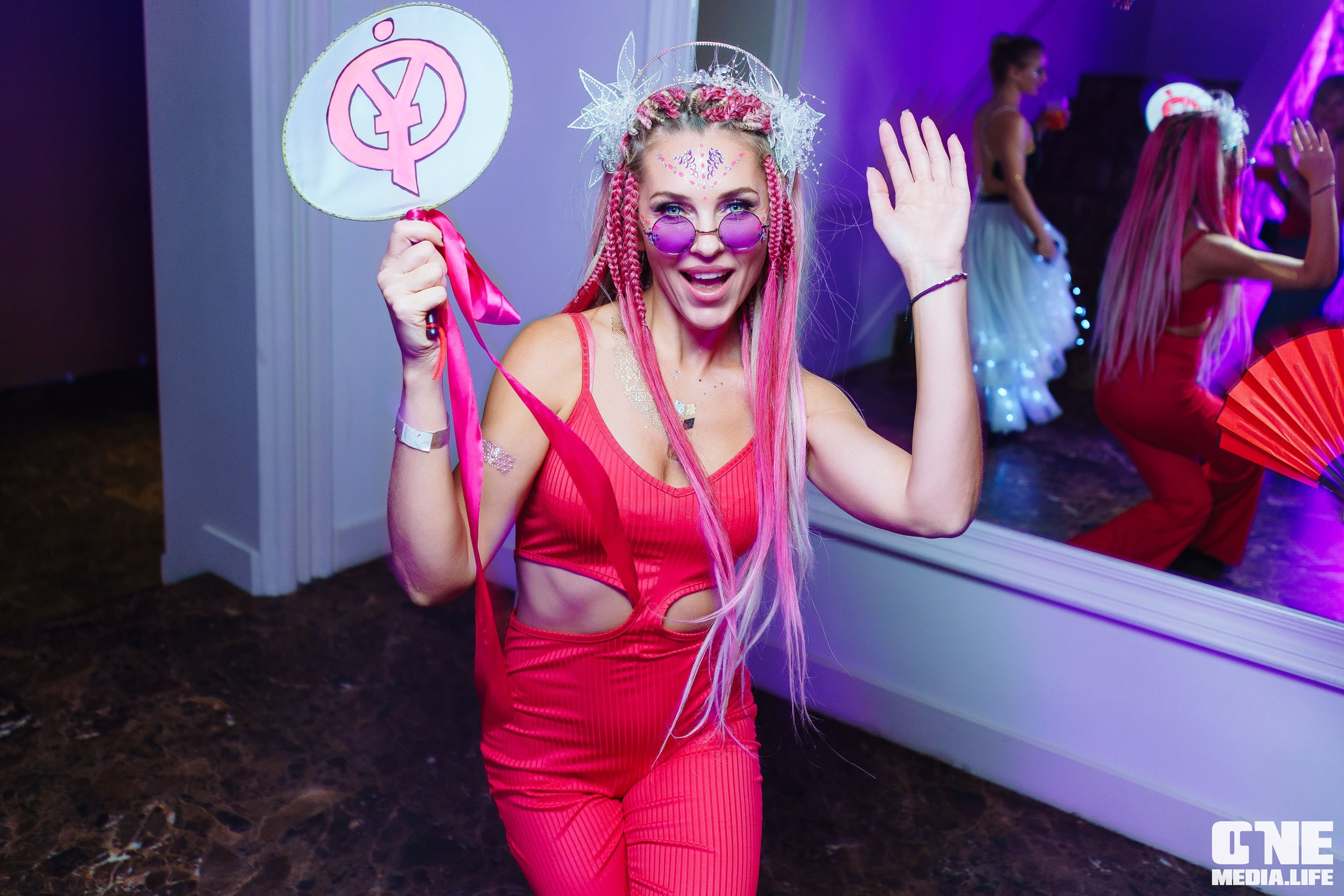 Фоторепортаж из клуба Universal. One Media Life: фоторепортажи, фотоотчеты с мероприятий и заведений