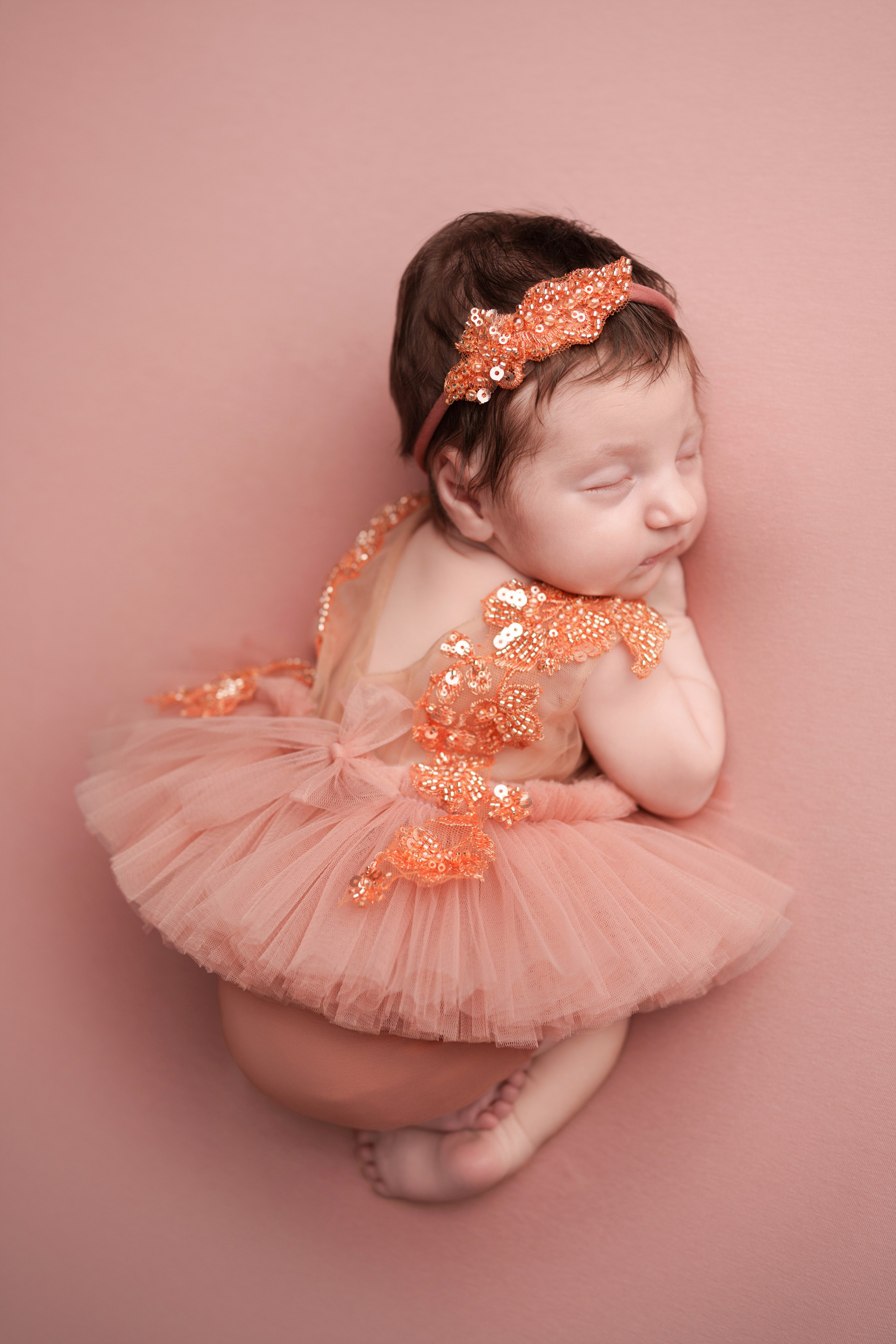 Фотосессия новорожденных | Галерея трогательных кадров малышей в стиле newborn. Фотосессия новорожденных в Москве и Московской области | Профессиональный фотограф newborn — Татьяна Иванова