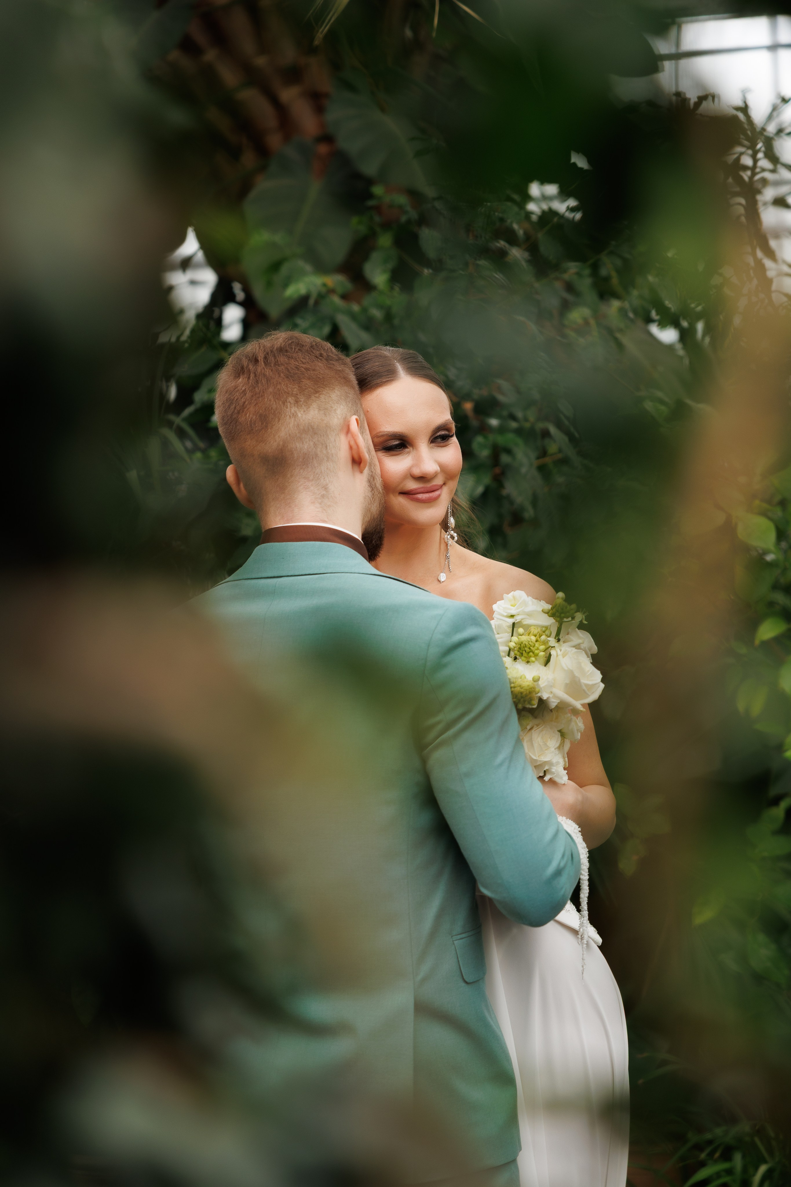 Свадебная прогулка в оранжерее. Питер. Свадебный и семейный фотограф в Москве Красинская Мария