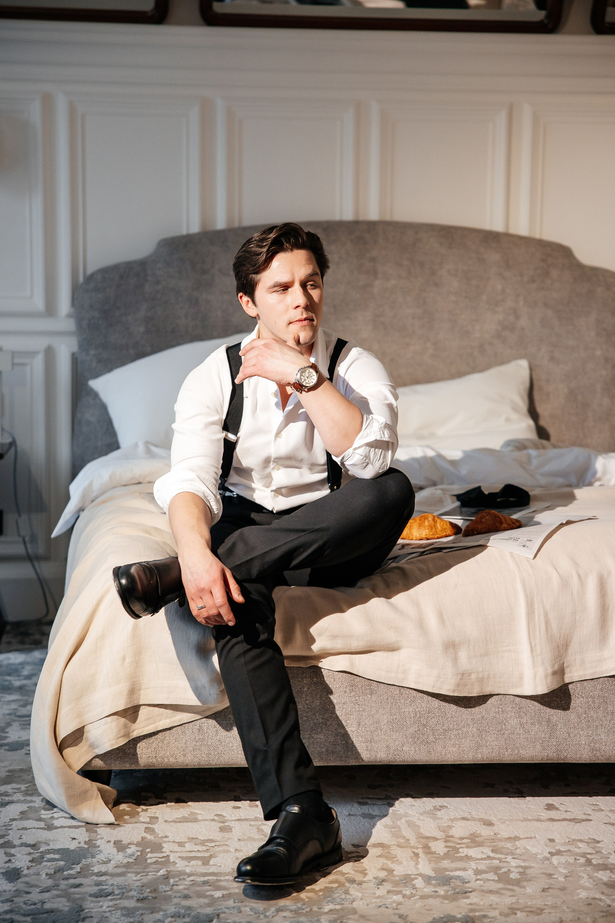 Утро жениха и невесты в отеле. Свадебный и семейный фотограф в Москве Красинская Мария