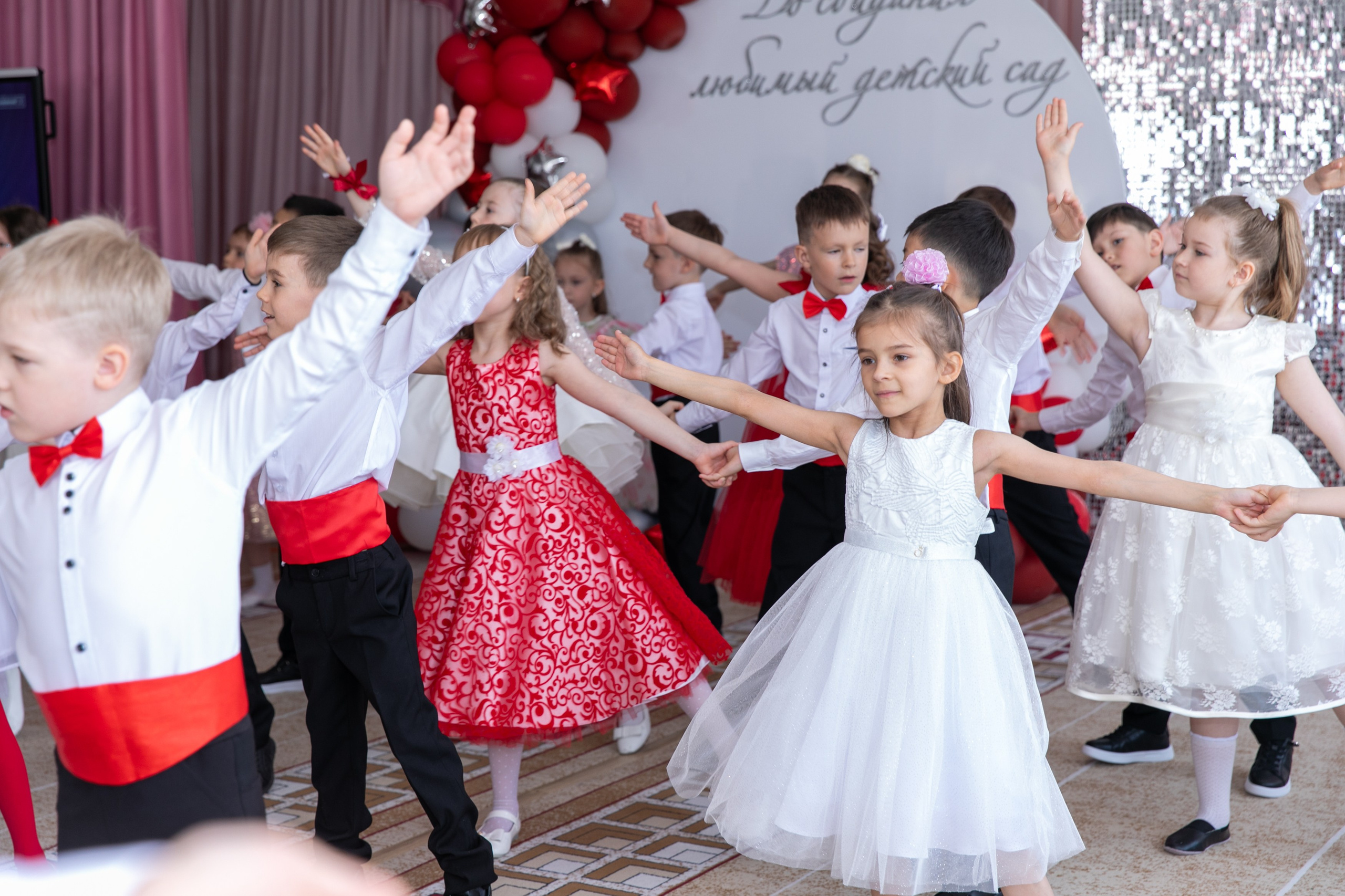 Выпускной Жемчужина 2025. Школьный и детский фотограф в Южно-Сахалинске Анастасия Лескова