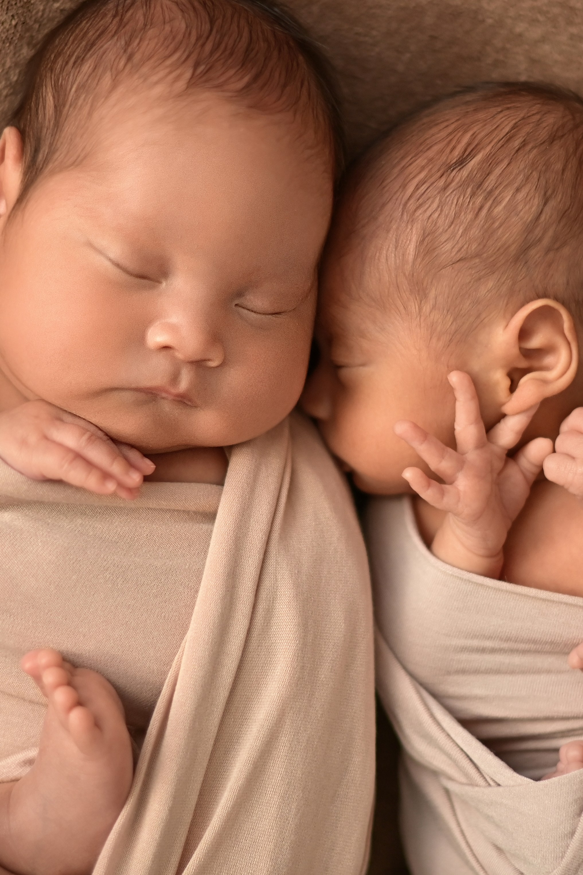 Лев и Михаил. Фотограф новорожденных во Владивостоке Панова Татьяна