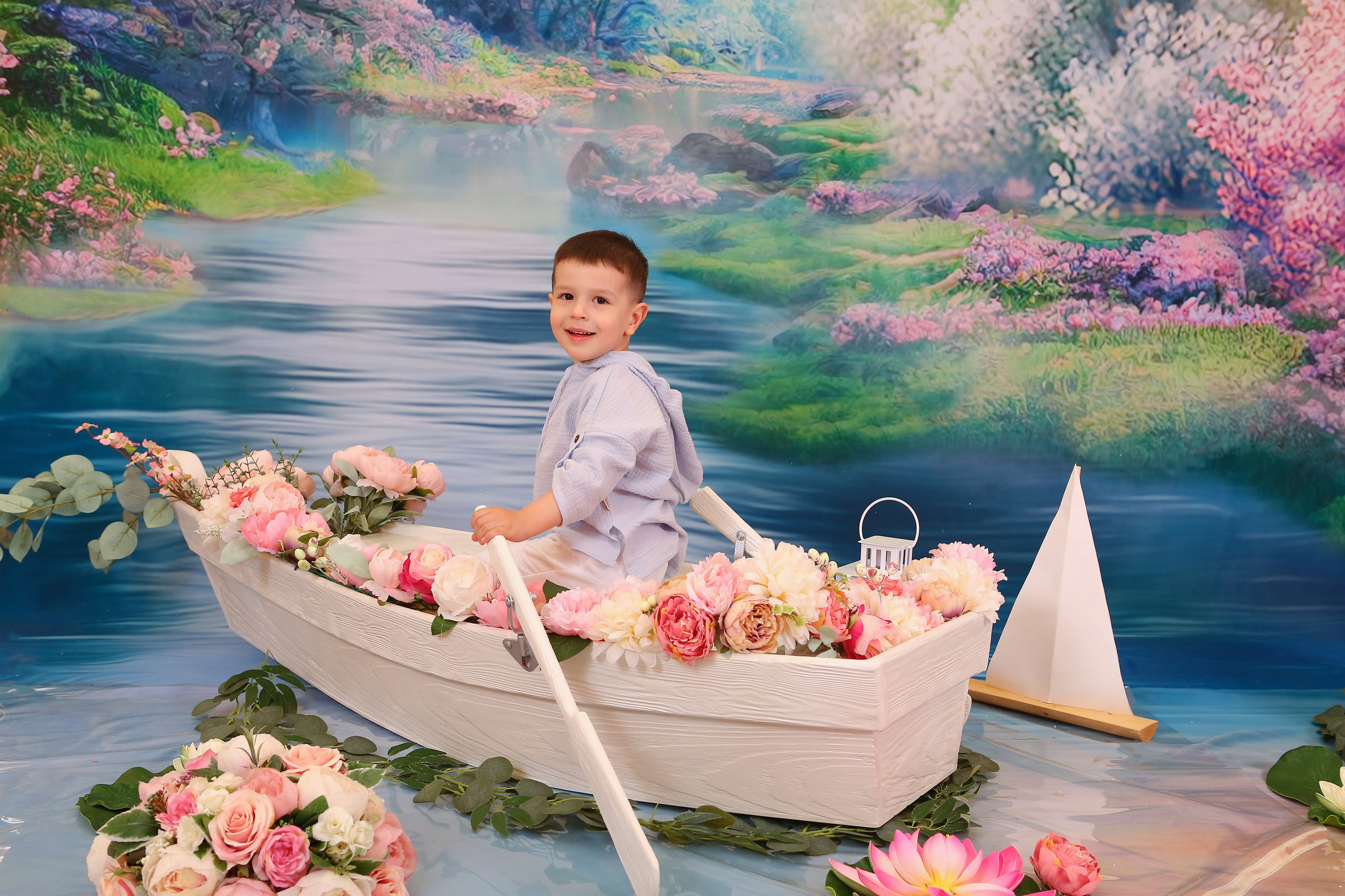 Цветочная лодка. Студия детской и семейной фотографии 12кадров