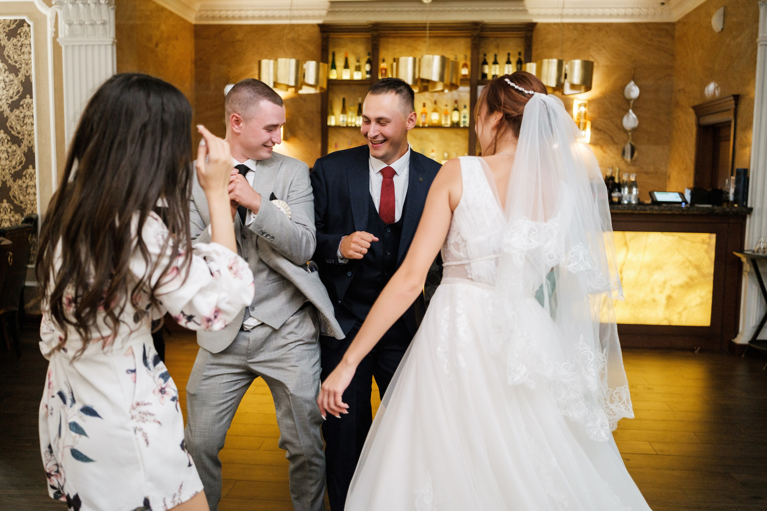 Дмитрий и Александра. Свадебный фотограф | репортаж | праздники | крещение