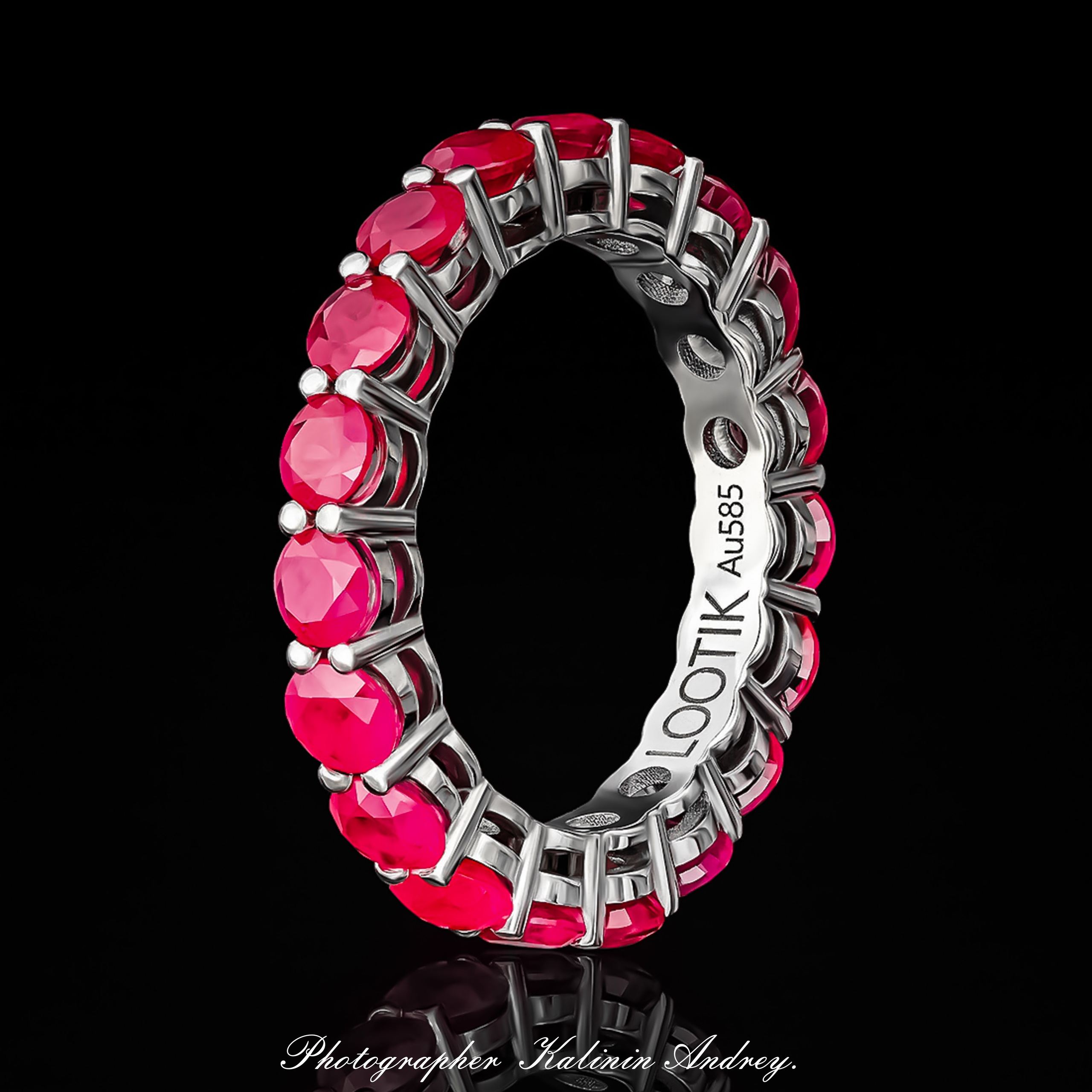 Рекламная эксклюзивная предметная фотосъёмка ювелирных изделий в Москве  тел +7 966-003-13-07. Высококачественная профессиональная рекламная фотосъёмка ювелирных украшений, драгоценных камней в Москве. Обучение, консультация