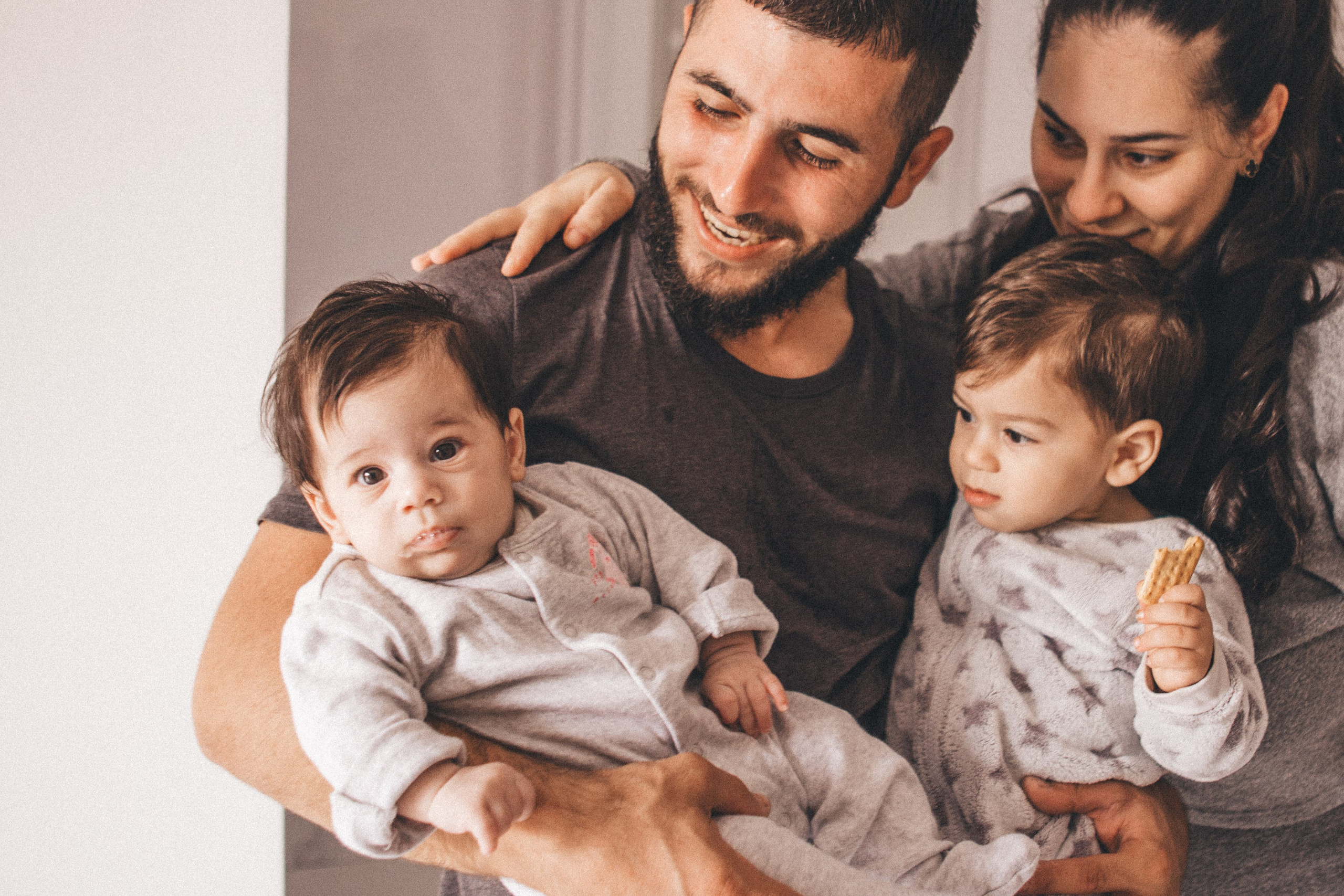 Afina and family. Portrait, family and pet photographer in Cyprus, Ksenia Bourdelle