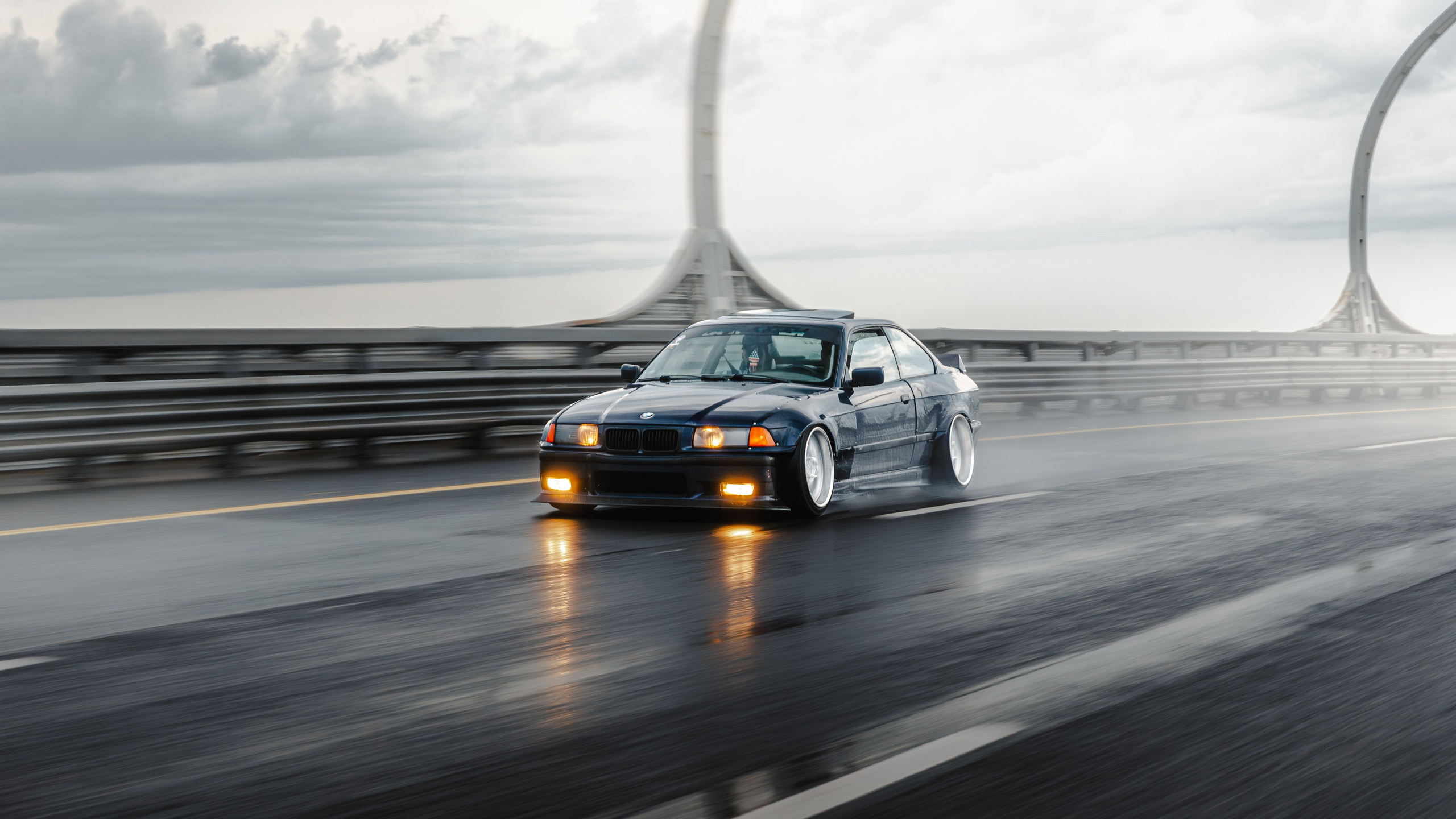 BMW E36. Valya Fleks