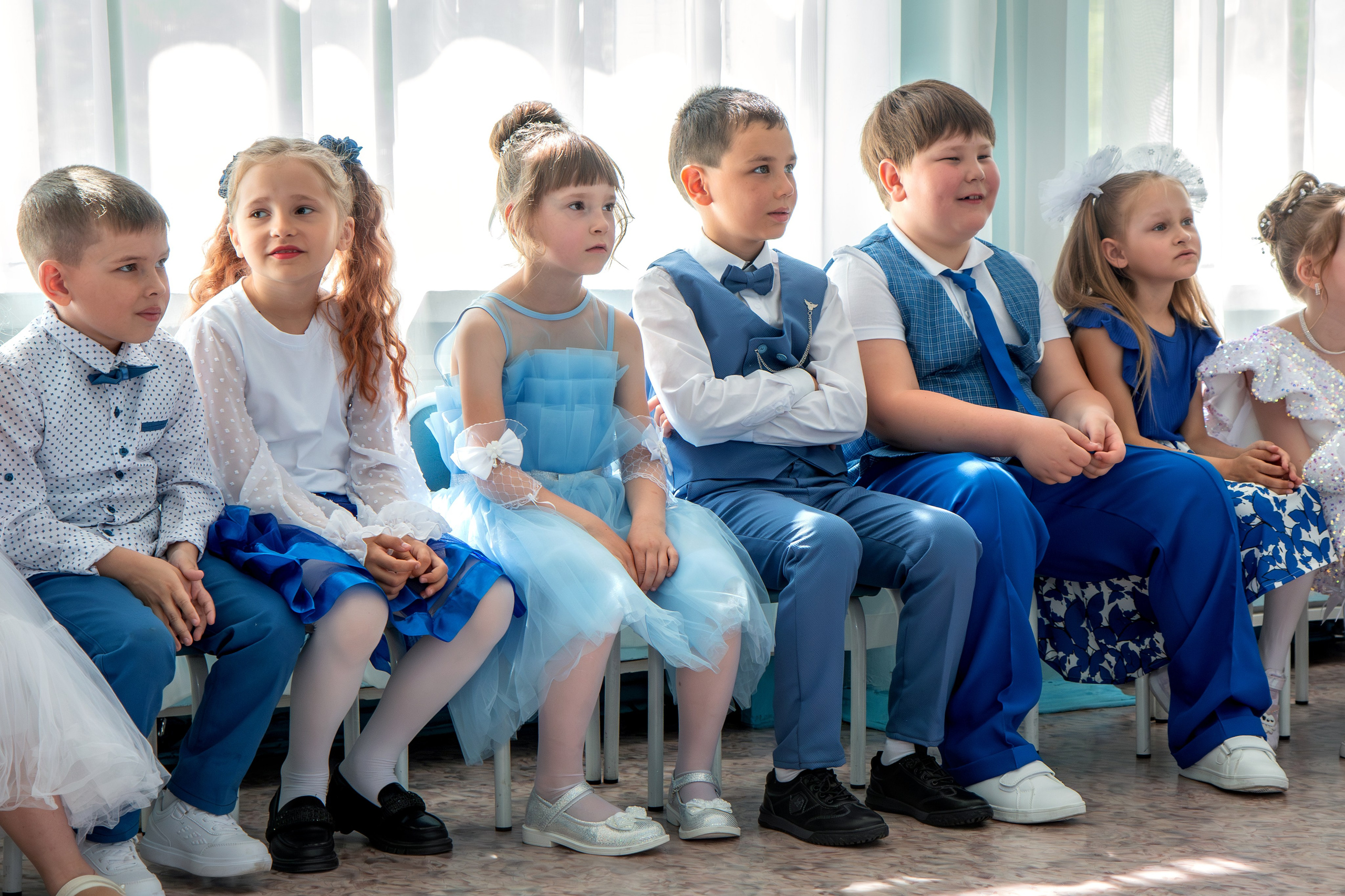 Выпускной вечер. Группа «Вишенка». Фотограф в Шелехове, лучшие выпускные альбомы в Шелехове