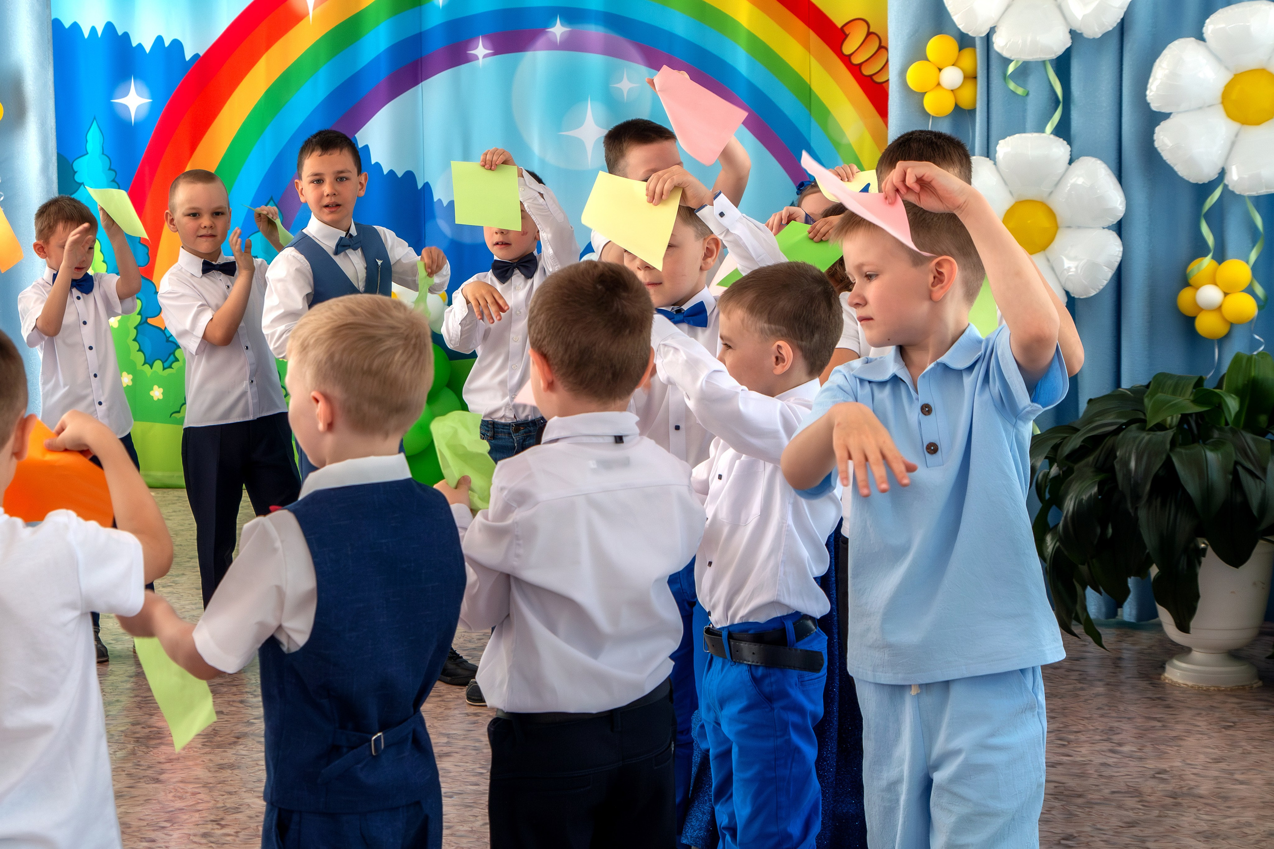 Выпускной вечер. Группа «Вишенка». Фотограф в Шелехове, лучшие выпускные альбомы в Шелехове