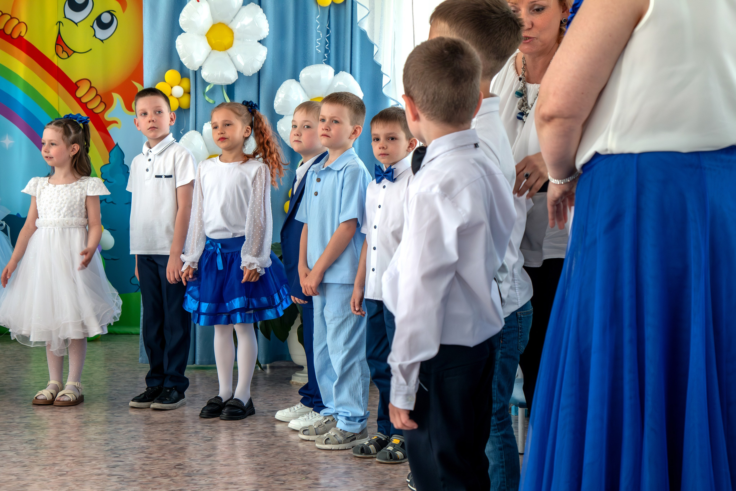 Выпускной вечер. Группа «Вишенка». Фотограф в Шелехове, лучшие выпускные альбомы в Шелехове