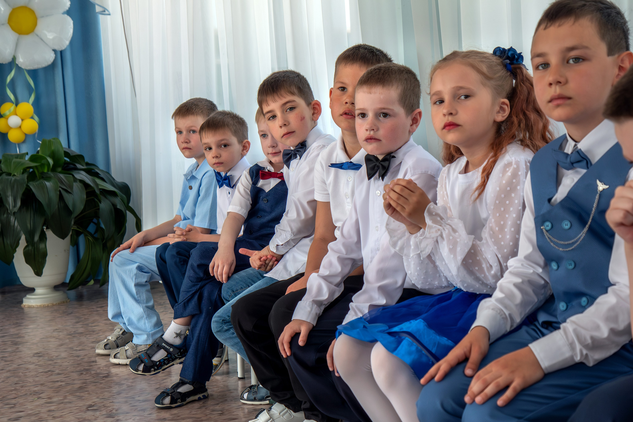Выпускной вечер. Группа «Вишенка». Фотограф в Шелехове, лучшие выпускные альбомы в Шелехове