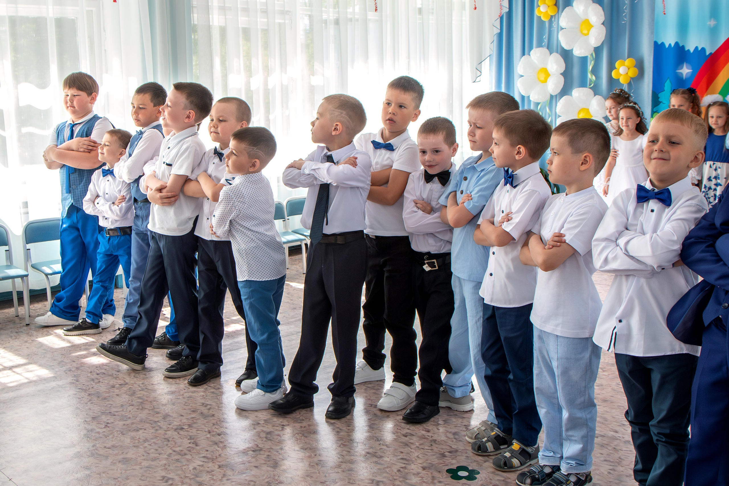 Выпускной вечер. Группа «Вишенка». Фотограф в Шелехове, лучшие выпускные альбомы в Шелехове