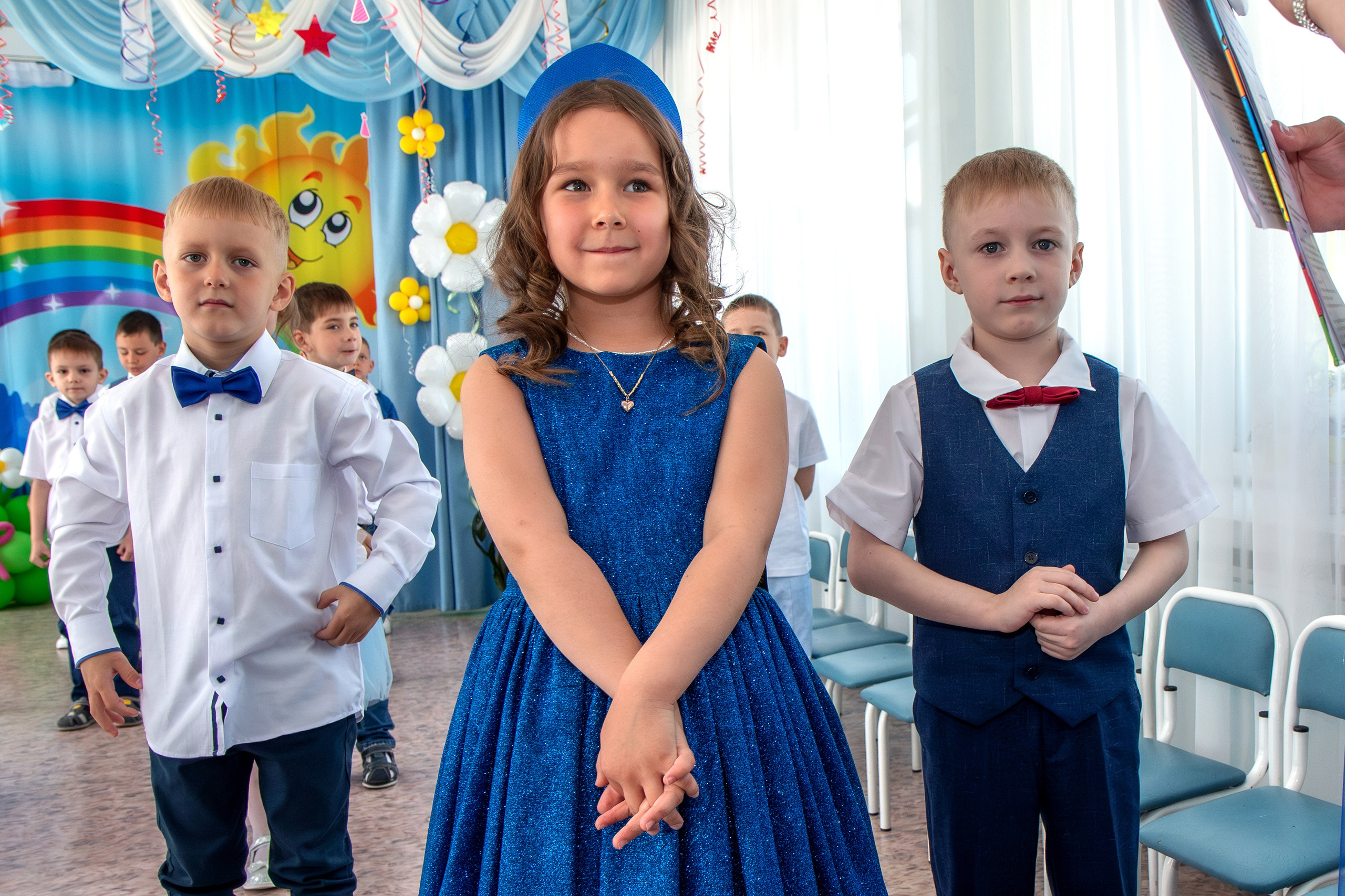 Выпускной вечер. Группа «Вишенка». Фотограф в Шелехове, лучшие выпускные альбомы в Шелехове