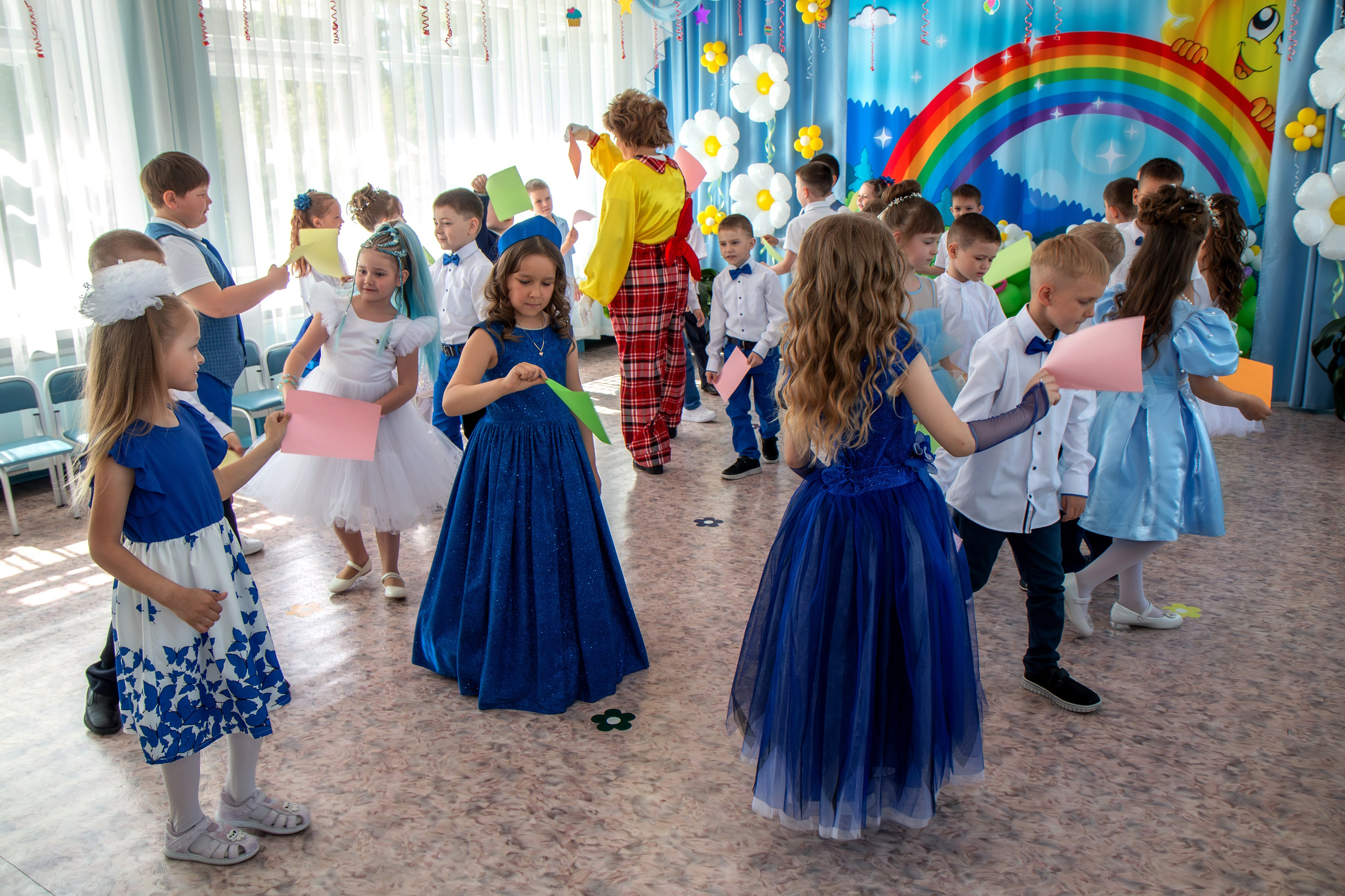 Выпускной вечер. Группа «Вишенка». Фотограф в Шелехове, лучшие выпускные альбомы в Шелехове