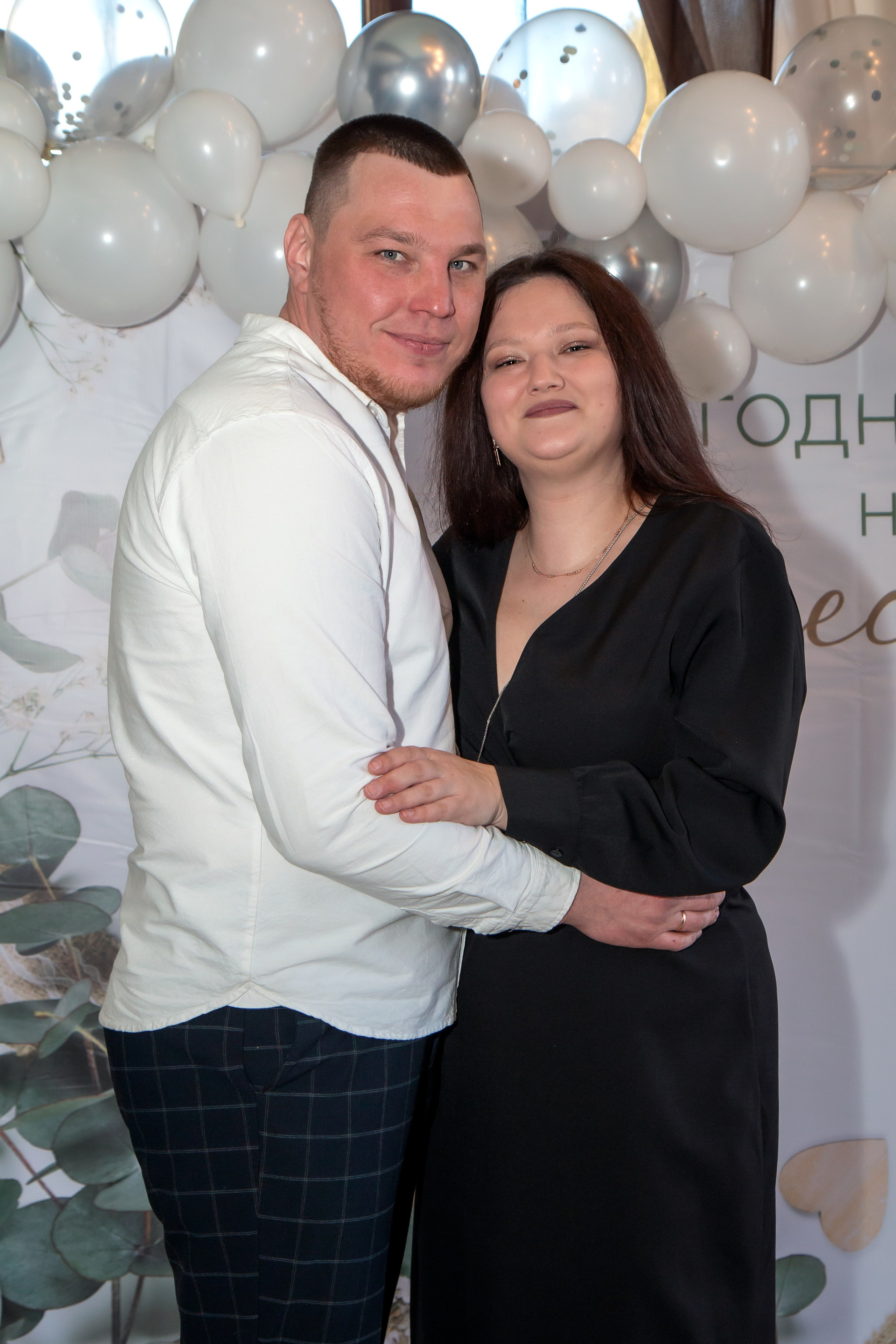 Данил и Елизавета. Банкет. Фотограф в Шелехове, лучшие выпускные альбомы в Шелехове