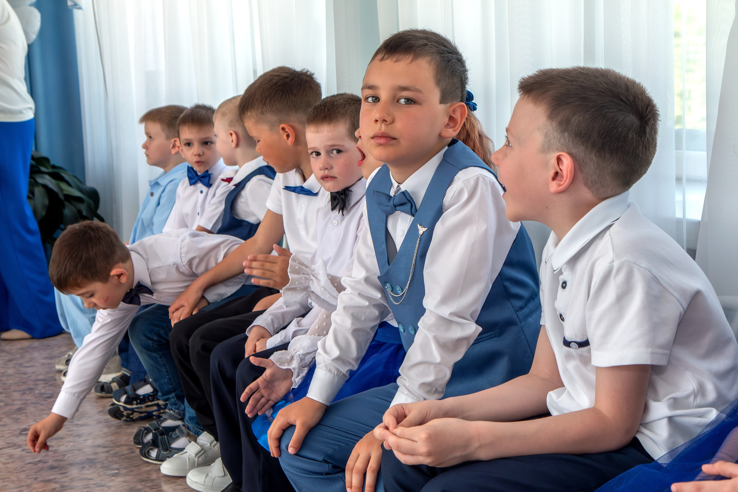 Выпускной вечер. Группа «Вишенка». Фотограф в Шелехове, лучшие выпускные альбомы в Шелехове