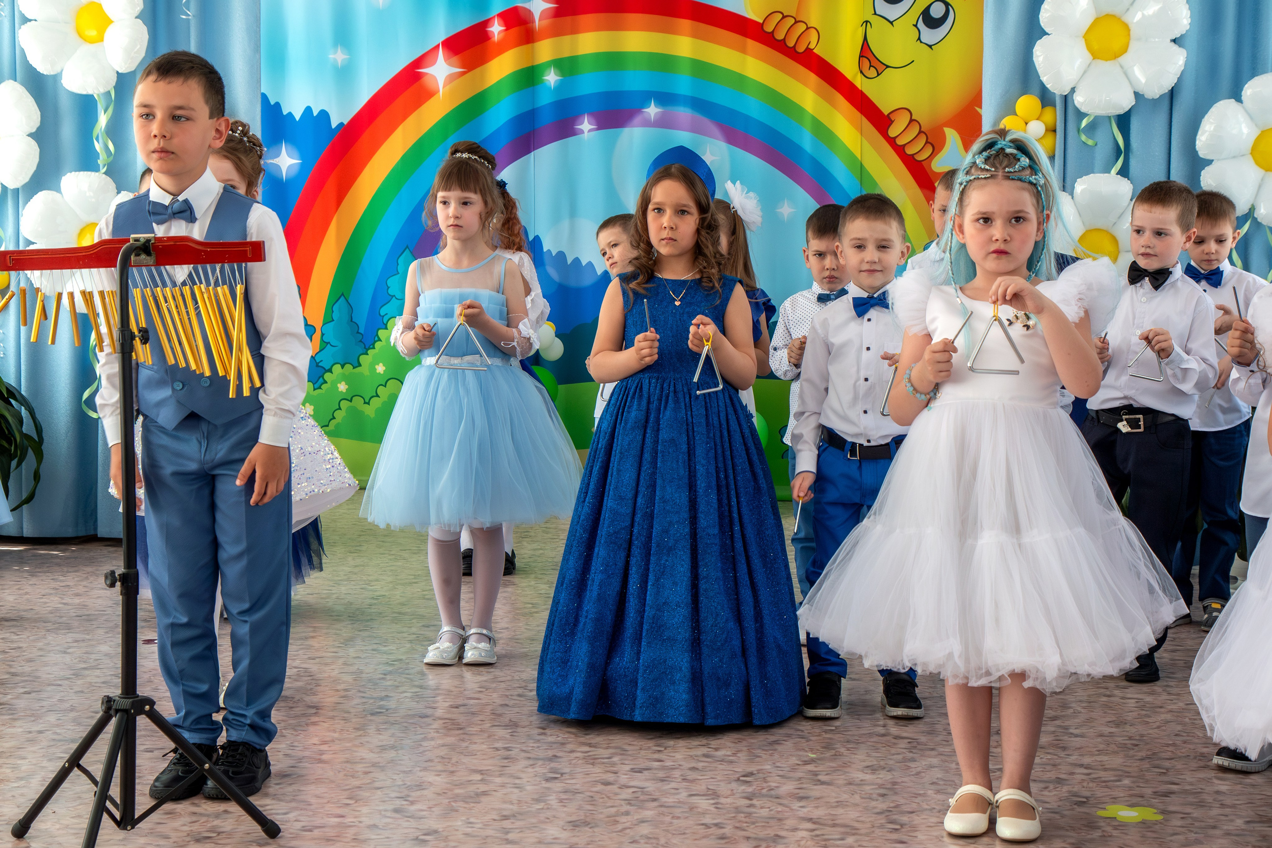 Выпускной вечер. Группа «Вишенка». Фотограф в Шелехове, лучшие выпускные альбомы в Шелехове