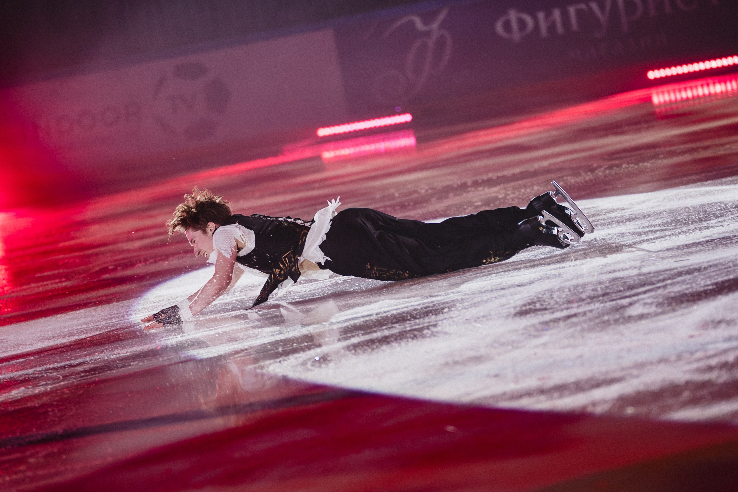 Шоу Этери Тутберидзе в Новосибирске. Воробьева Ксения — Спортивный и танцевальный фотограф Новосибирск
