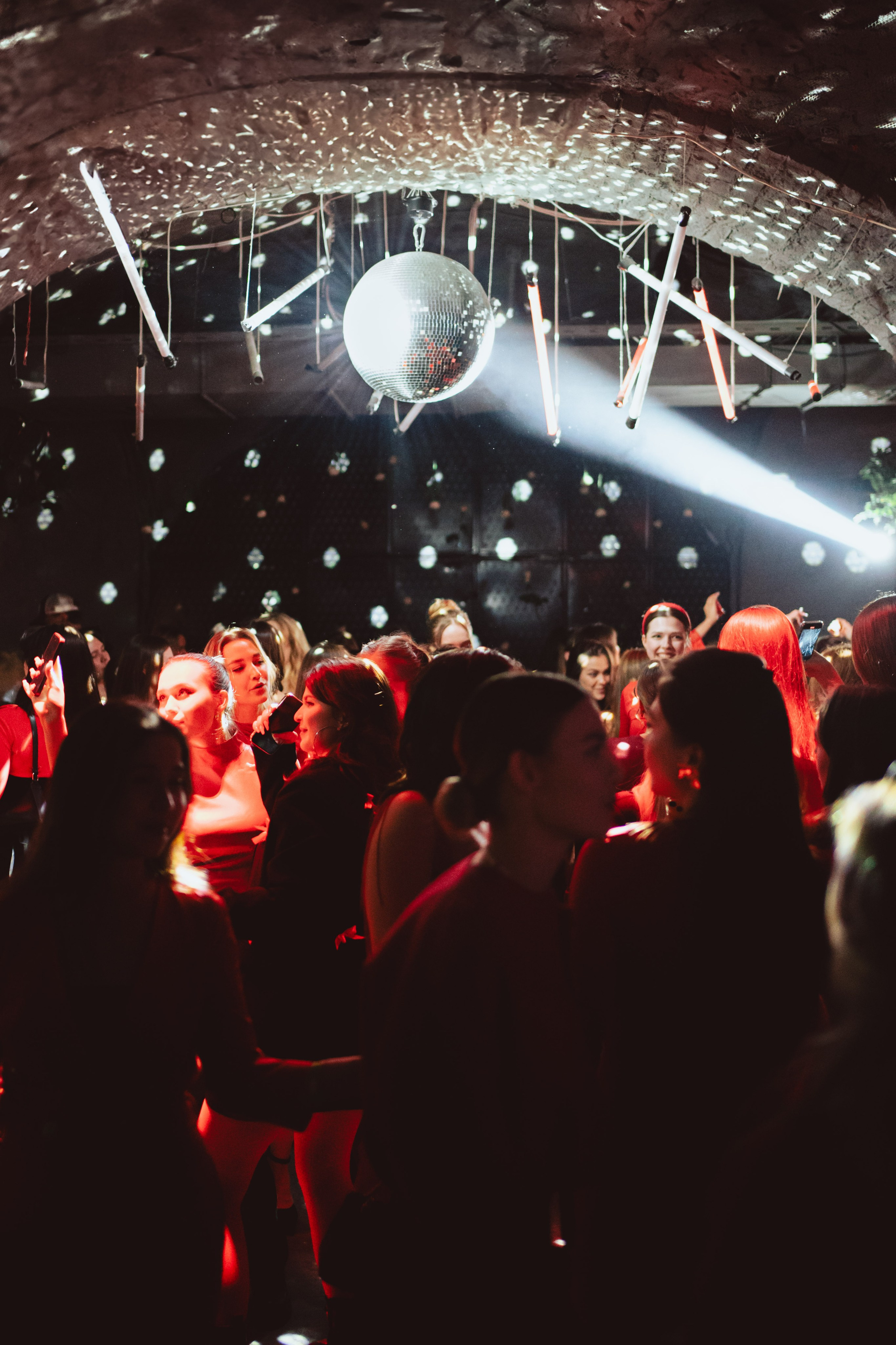 SO STRIP // Woman's moment. Репортажный фотограф в Казани Виктория Трунова