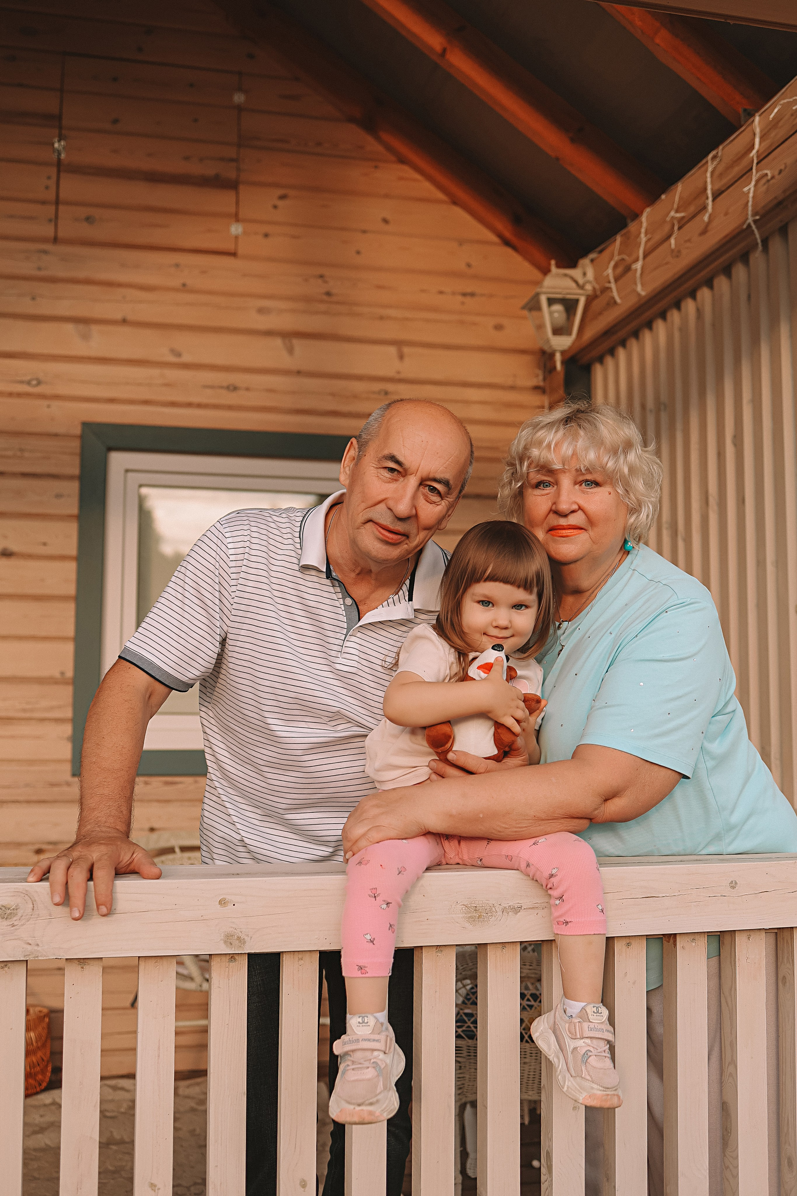 Дачная. Семейный фотограф Тюмень, фотограф на роды Салмина Мария