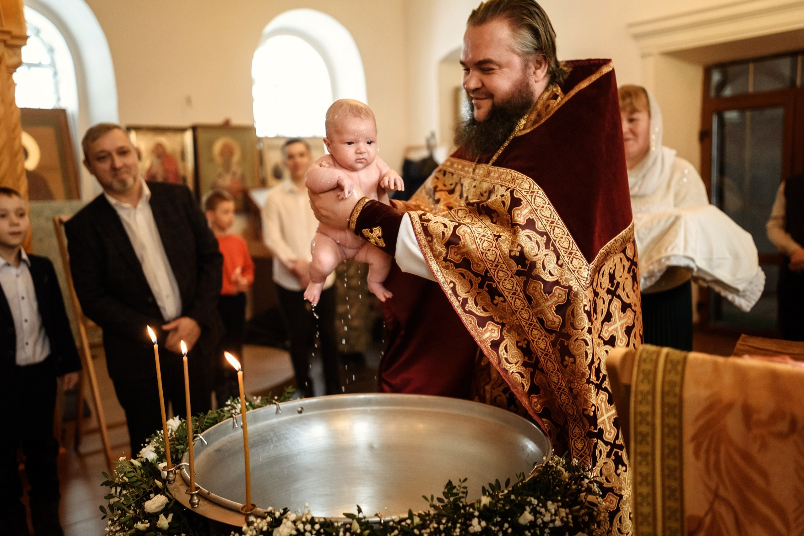 Крещение Машеньки. Фотограф Ростов Великий Юлия Кузьмина Фотограф на крещение Ярославль