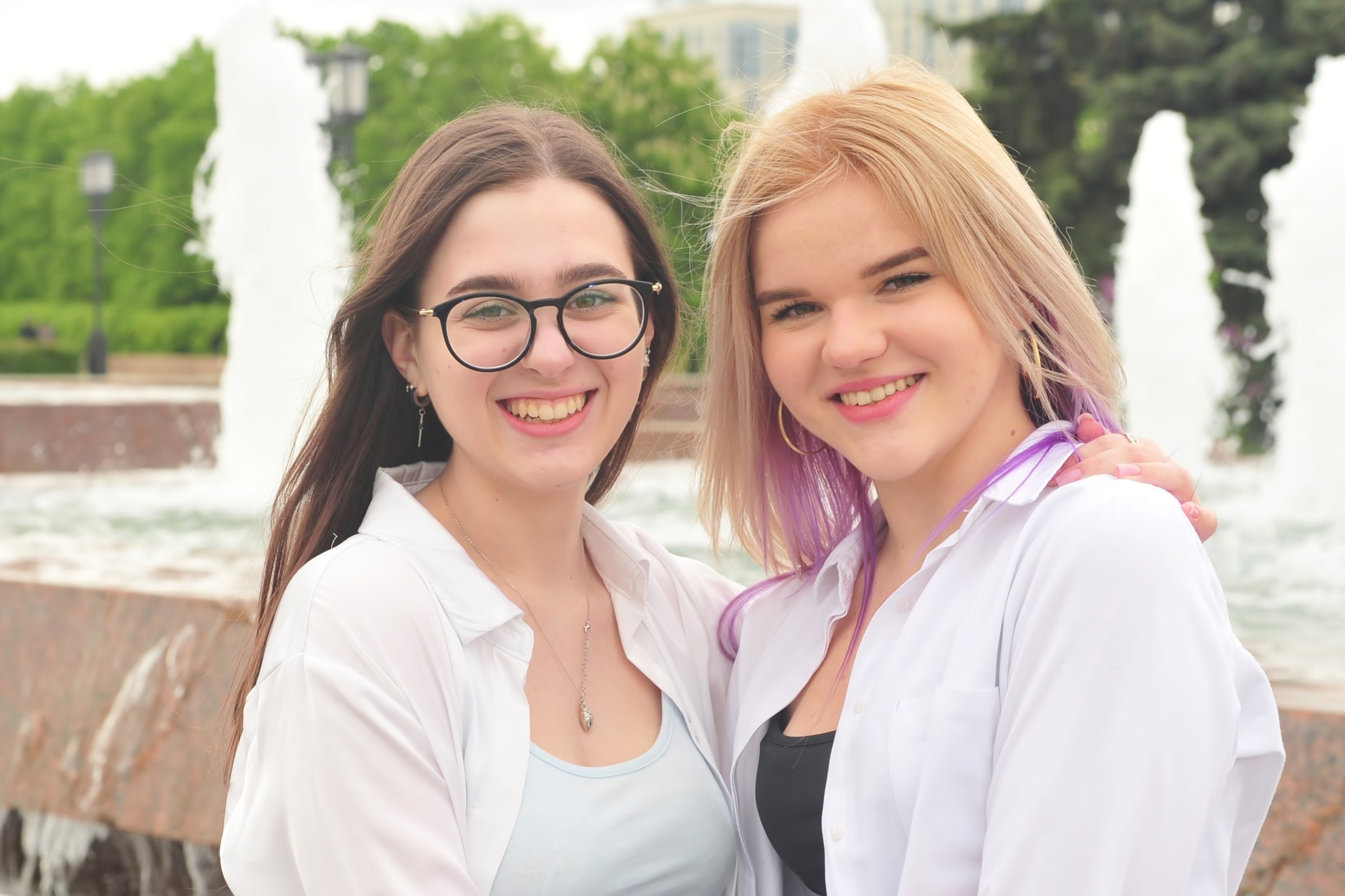 Последний Звонок на Поклонной Горе (уличная фотосессия 9-классников). Свадебный и семейный фотограф в Москве Ирина Гончарова