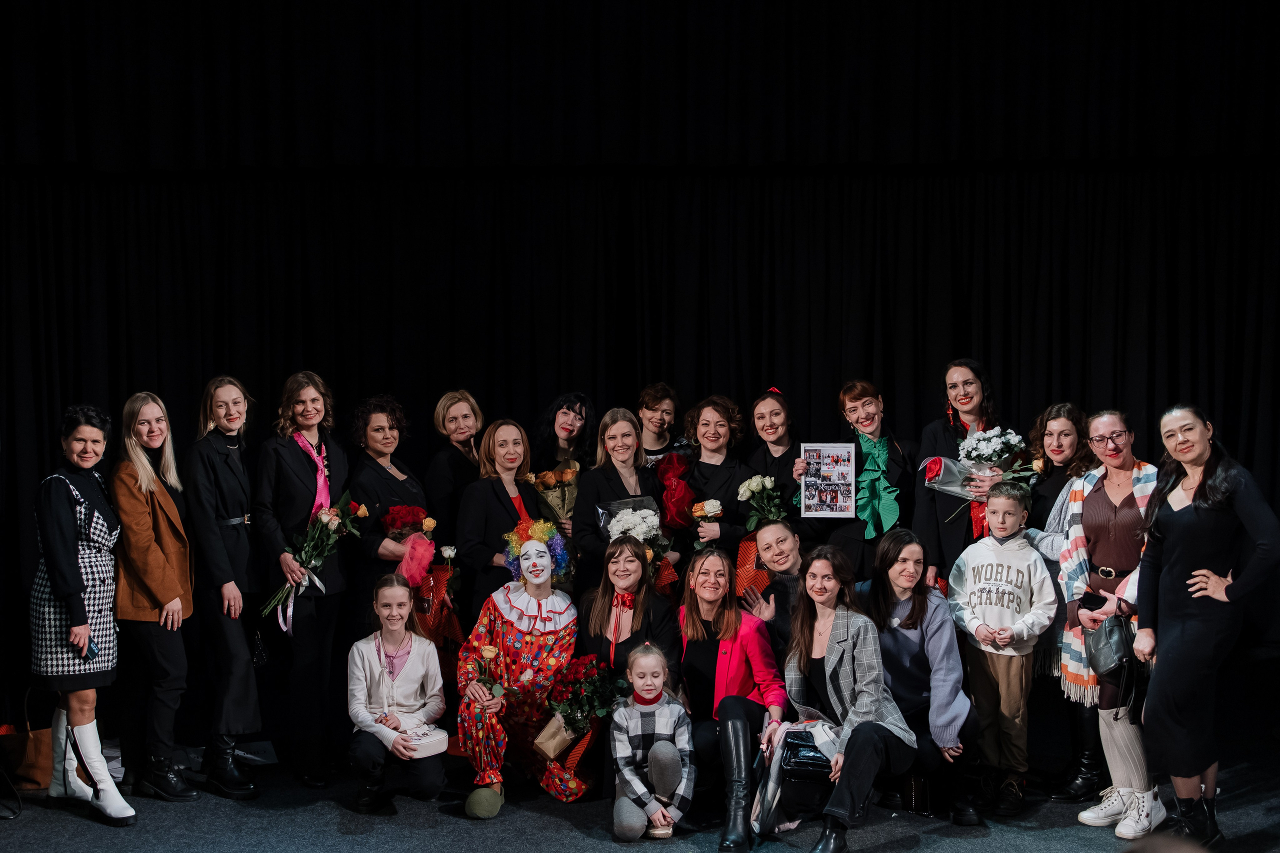 Спектакль. Свадебный фотограф