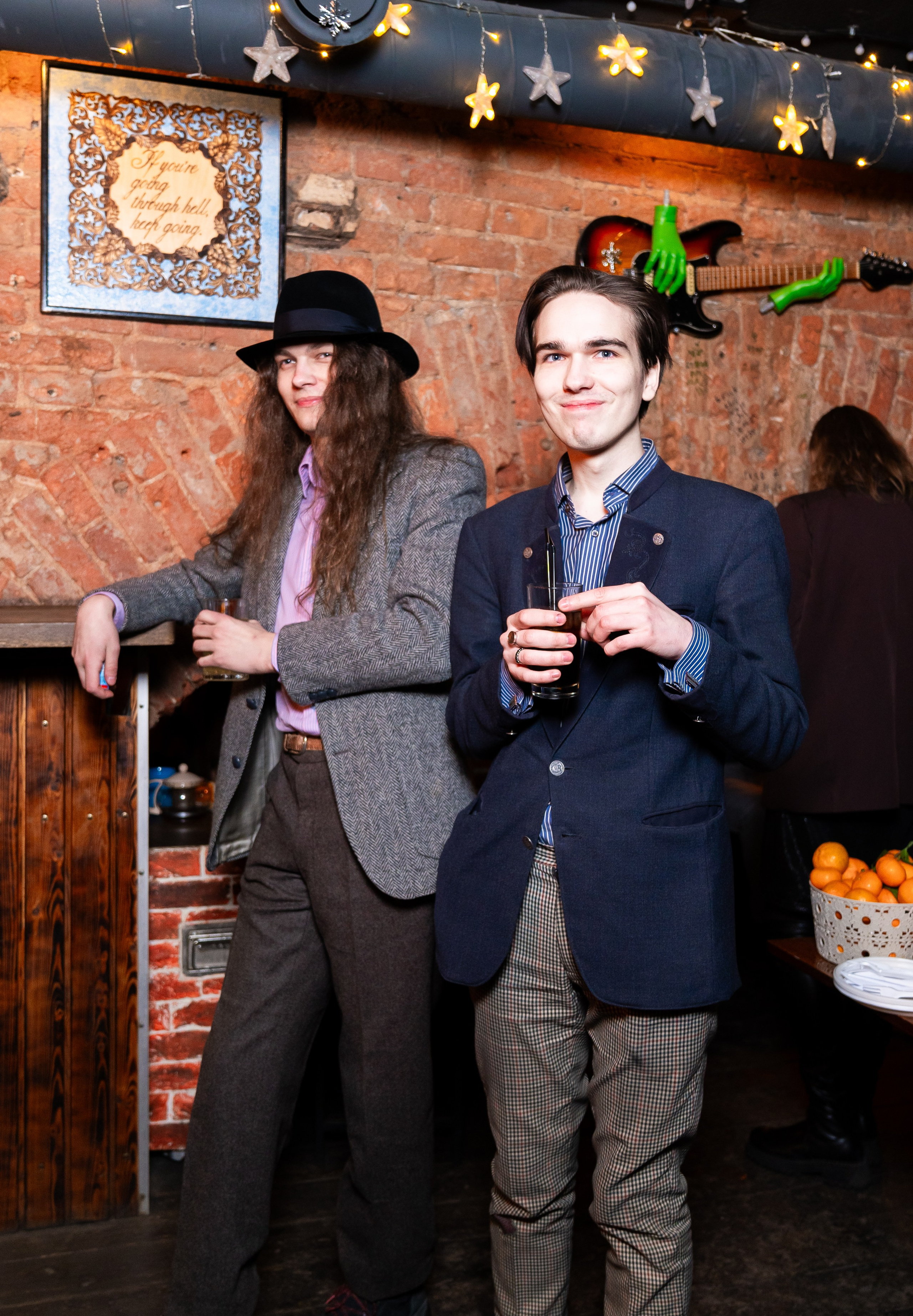 Новый год 2026. Новогодняя ночь 2026 в баре Дебошир (Debaser). Репортажный, street и urban фотограф в Санкт-Петербурге Мальцев Евгений