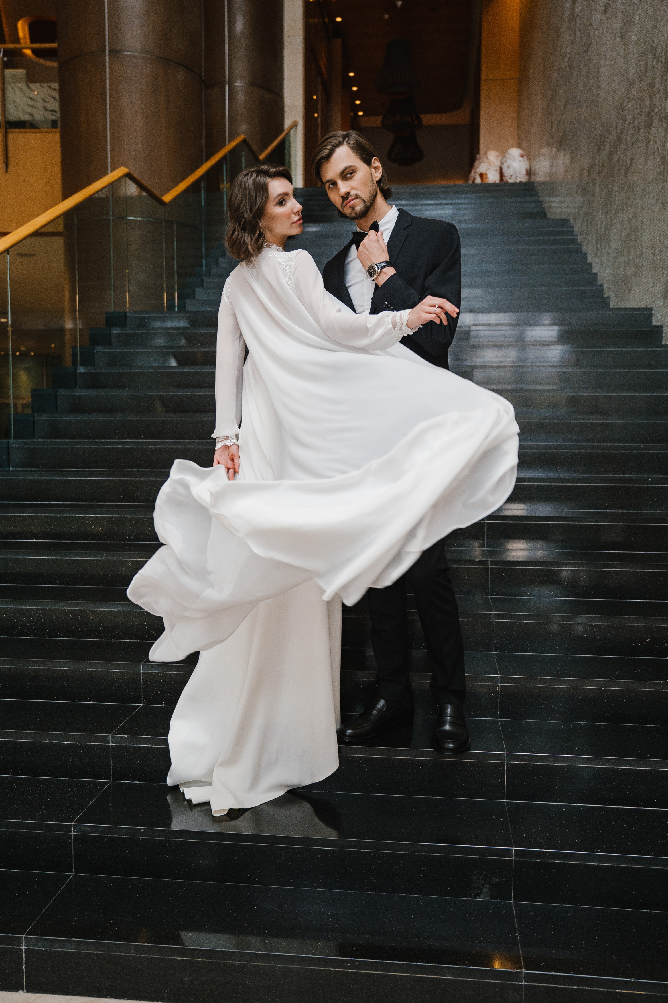 Игривое утро Лизы и Стаса в отеле. Свадебный и репортажный фотограф во Владимире Андрей Николаев