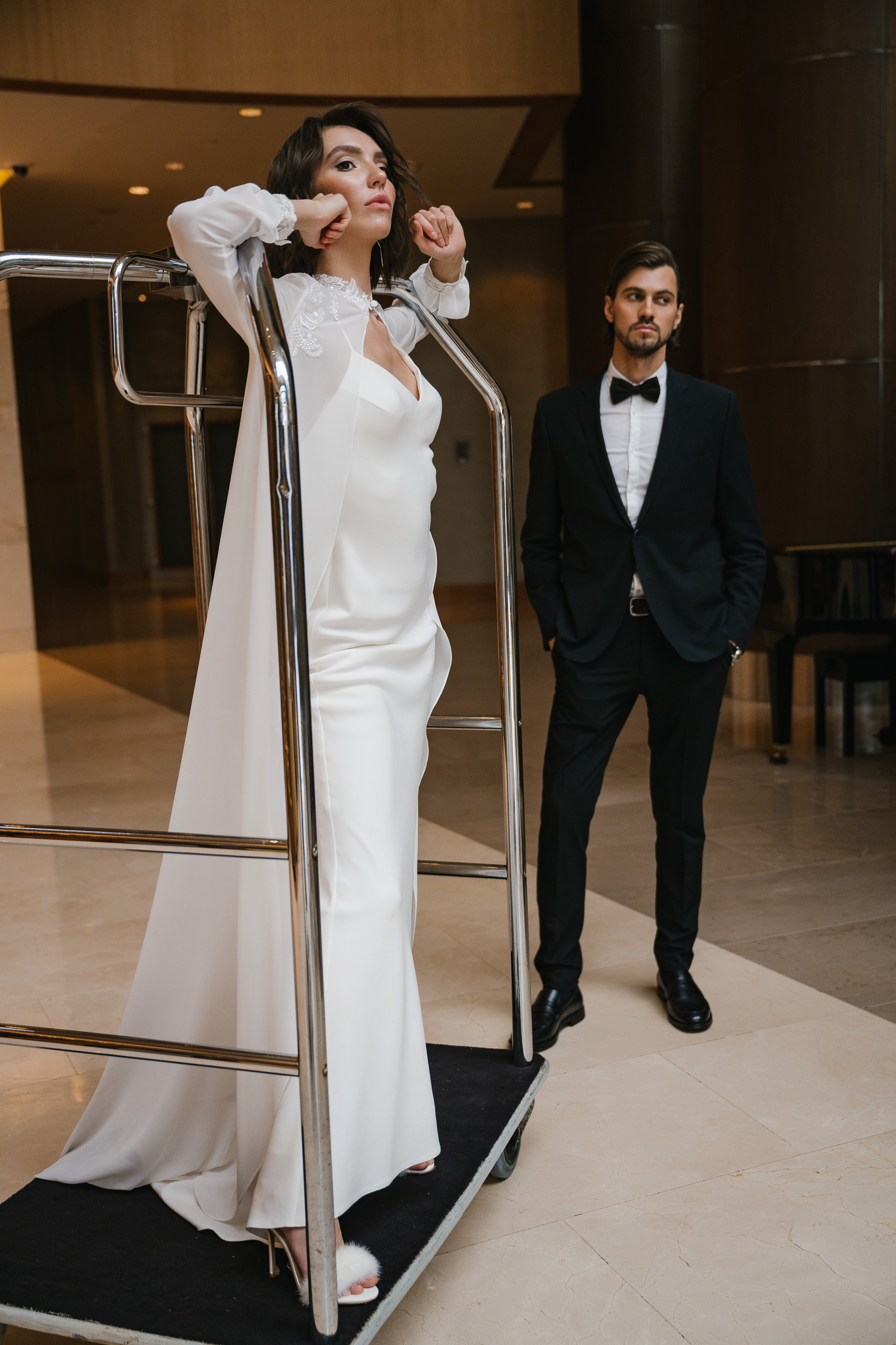 Игривое утро Лизы и Стаса в отеле. Свадебный и репортажный фотограф во Владимире Андрей Николаев