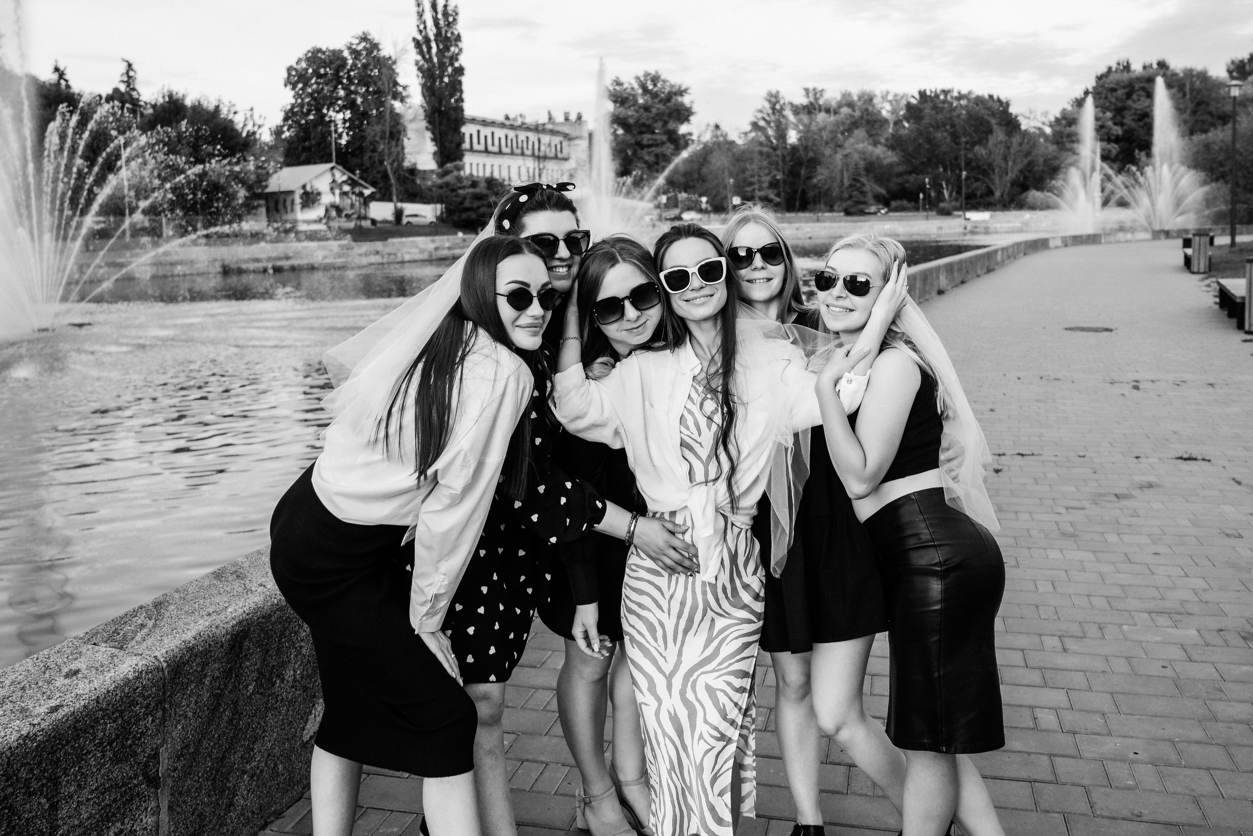 Девичник Юли на улице. Свадебный и портретный фотограф в Липецке Юлия Свит