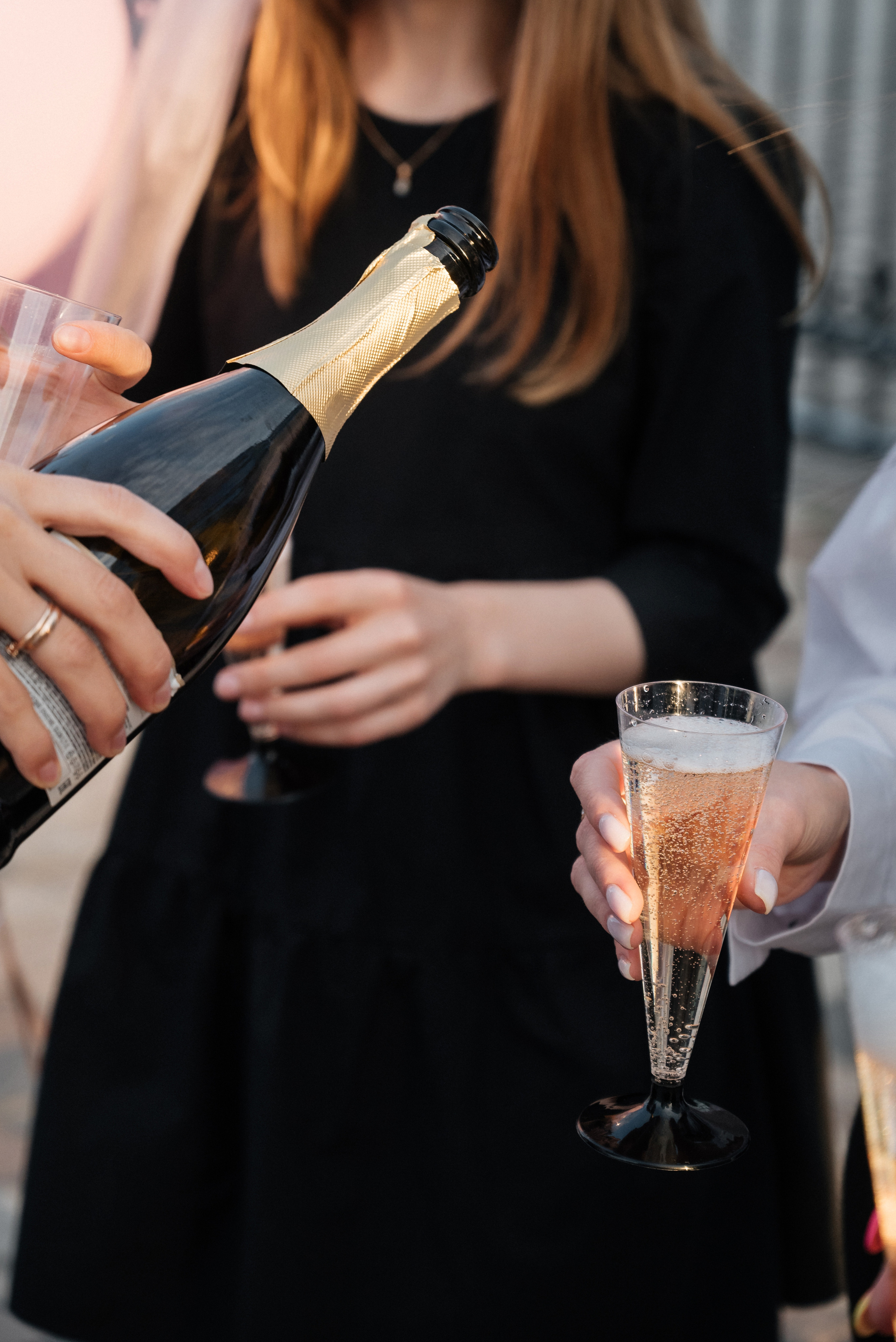 Девичник Юли на улице. Свадебный и портретный фотограф в Липецке Юлия Свит