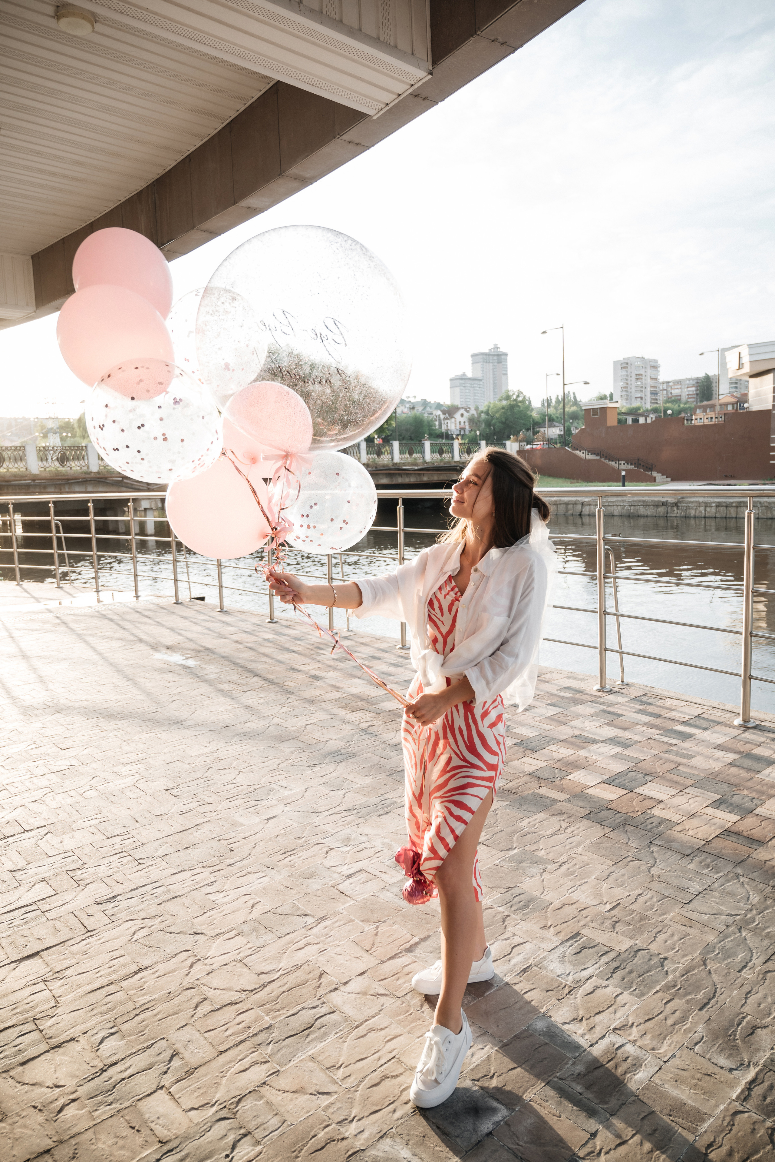 Девичник Юли на улице. Свадебный и портретный фотограф в Липецке Юлия Свит