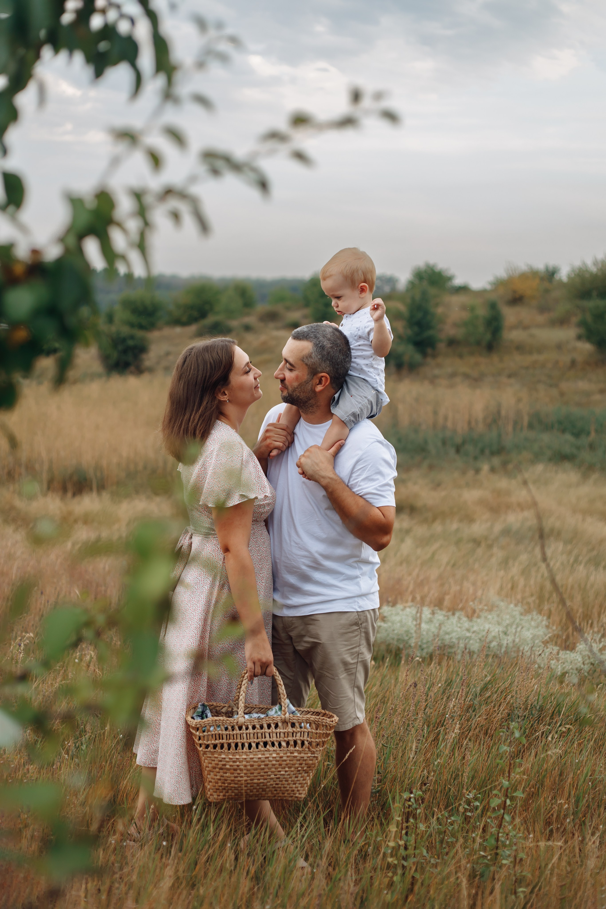 Семейная фотосессия на природе. Свадебный и семейный фотограф в Краснодарском крае Мария Данилкина