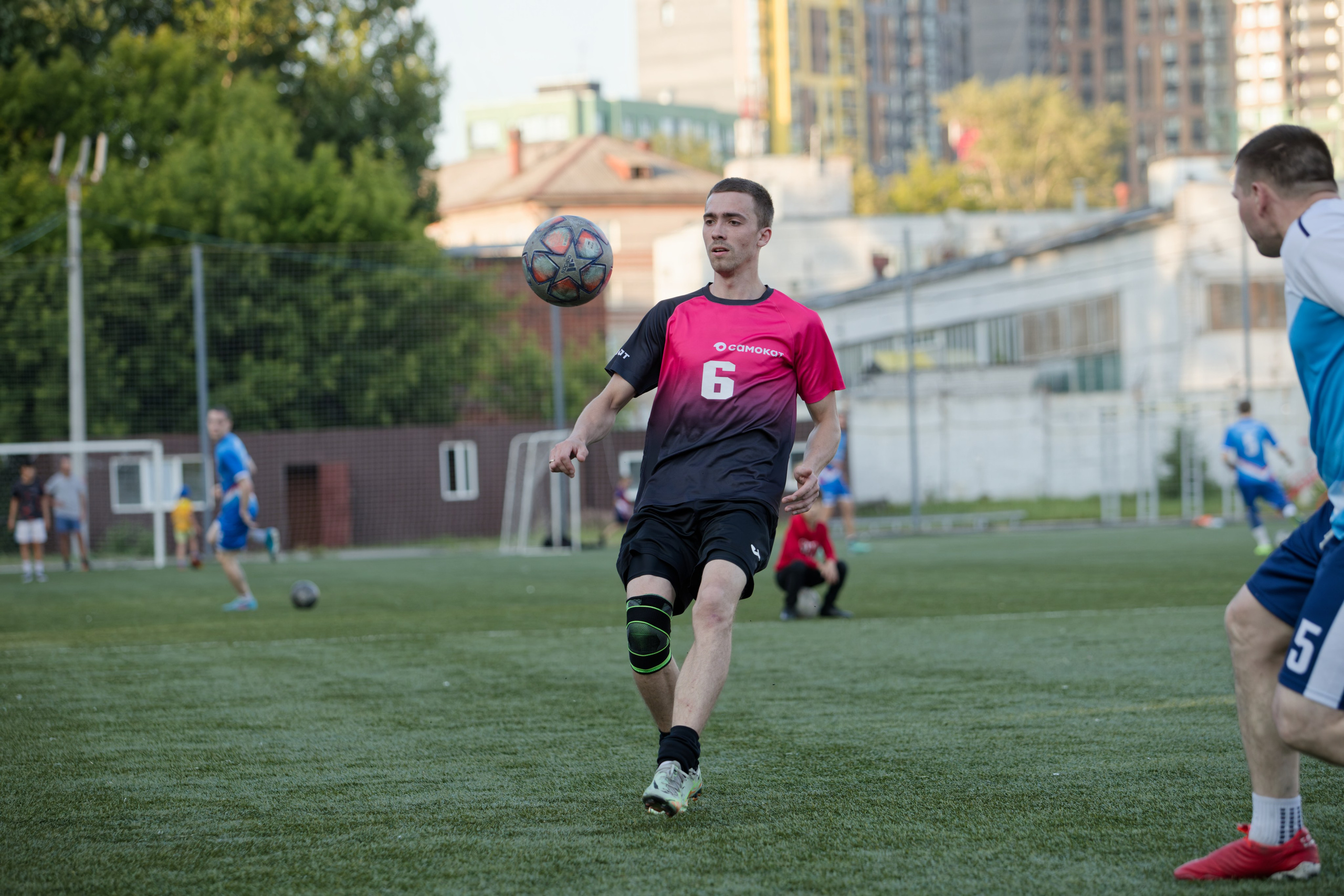 Любительская футбольная лига. Самокат-крылья. 25.06.2025. Репортажный и спортивный фотограф в г. Пермь Зильберг Павел
