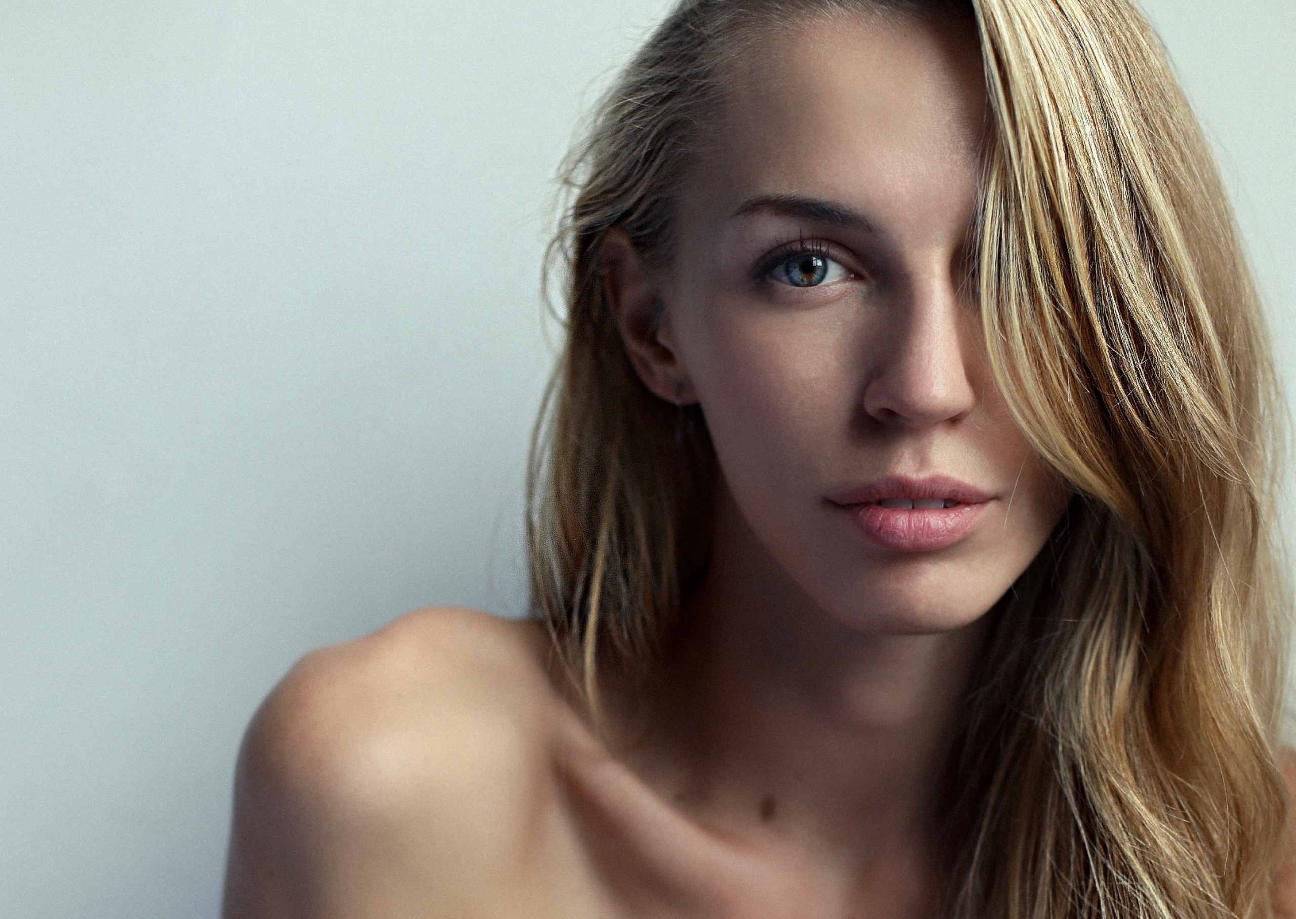 С ⁐ Ф Ь Я визуальный артист — фото видео декор графика